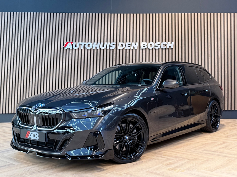 BMW 550 5-serie Touring 550e xDrive 489PK M SPort Pro - Pa