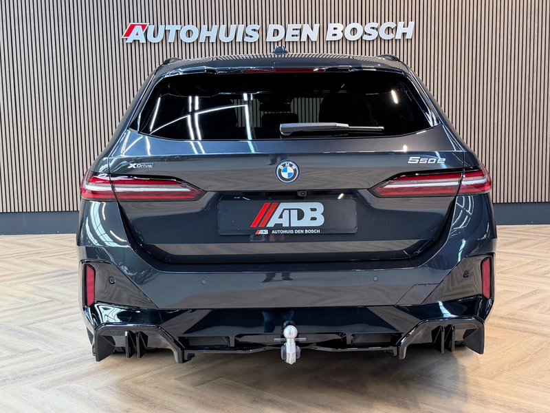 BMW 550 5-serie Touring 550e xDrive 489PK M SPort Pro - Pa — photo 29