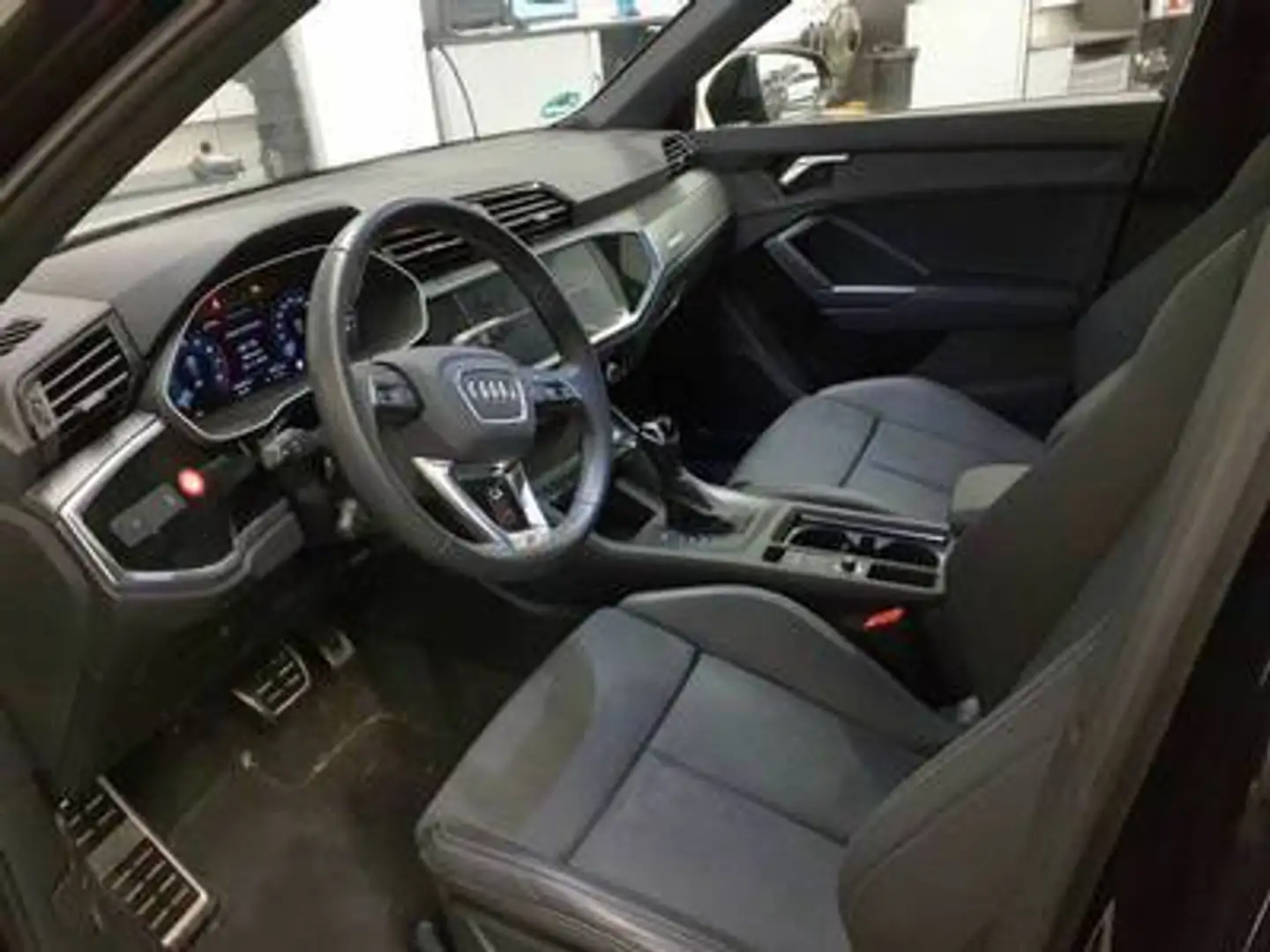 Audi Q3 40 TFSI Q 2x S LINE ALCANTARA LM19 NAVI Schwarz - 2