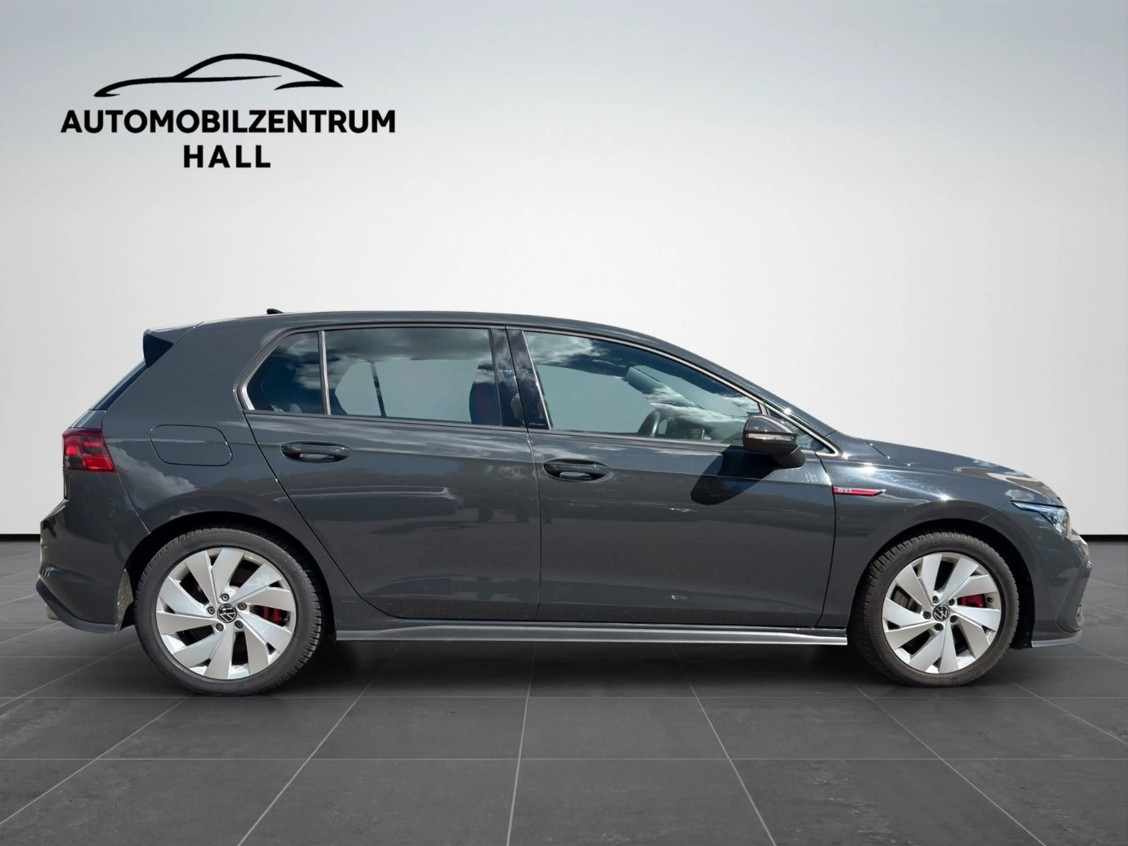Volkswagen Golf VIII Lim. GTI Urano-Grau NAVI APP.LINK LED — photo 6