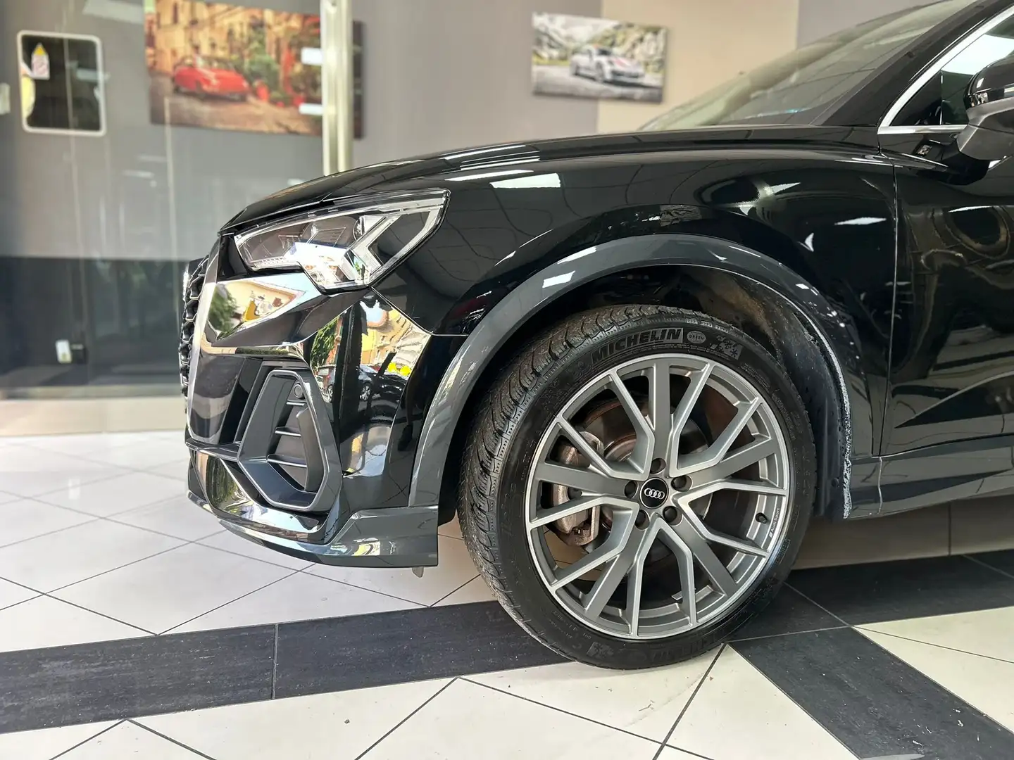 Audi Q3 SPB 45 2.0 tfsi quattro 230cv Stronic Schwarz - 2