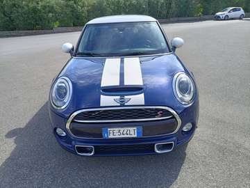 Mini IV F55-F56 2014 2.0 Hype 3p auto