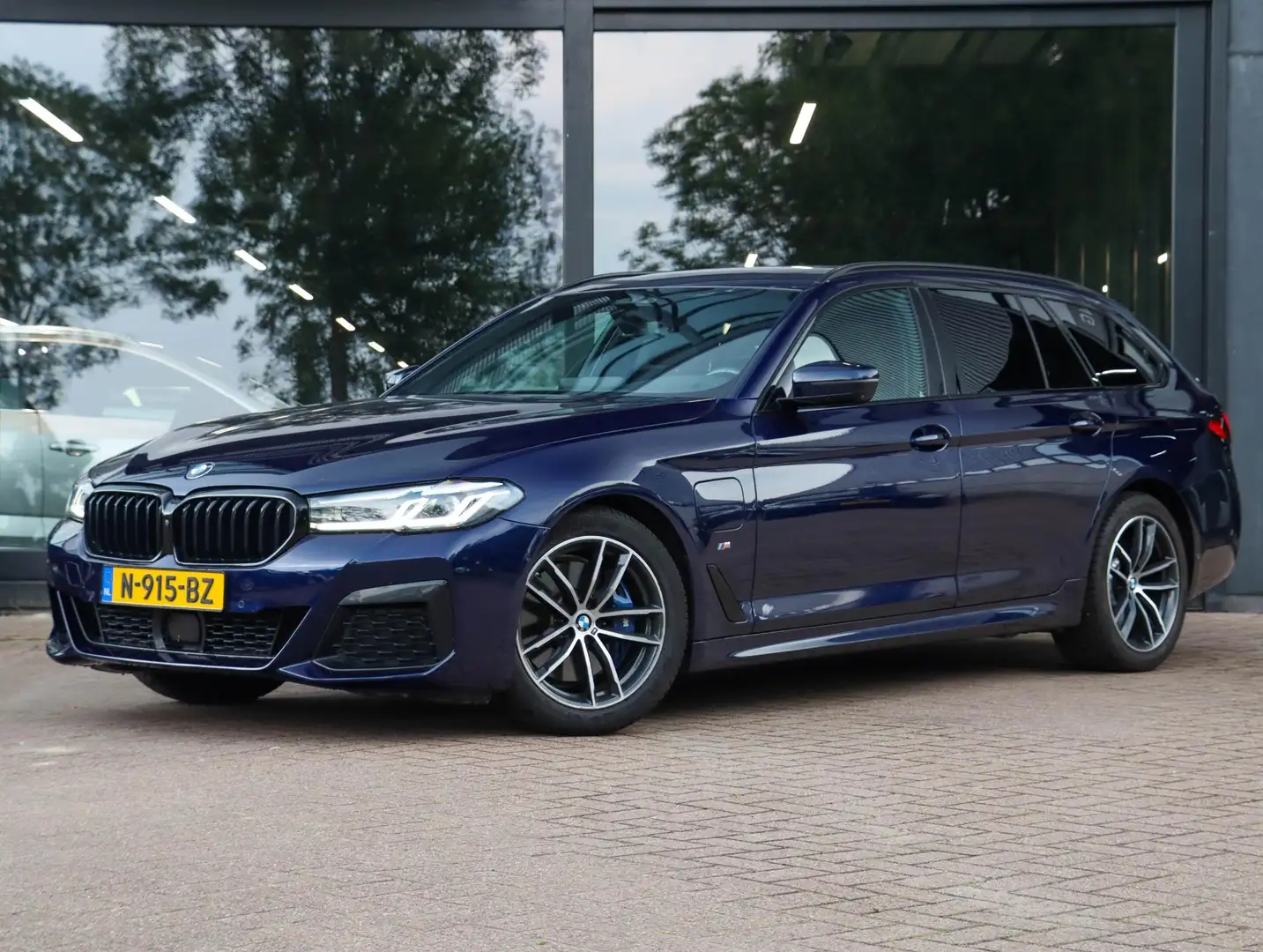BMW 530 5-serie Touring 530e High Executive M Sport Indivi Bleu - 2