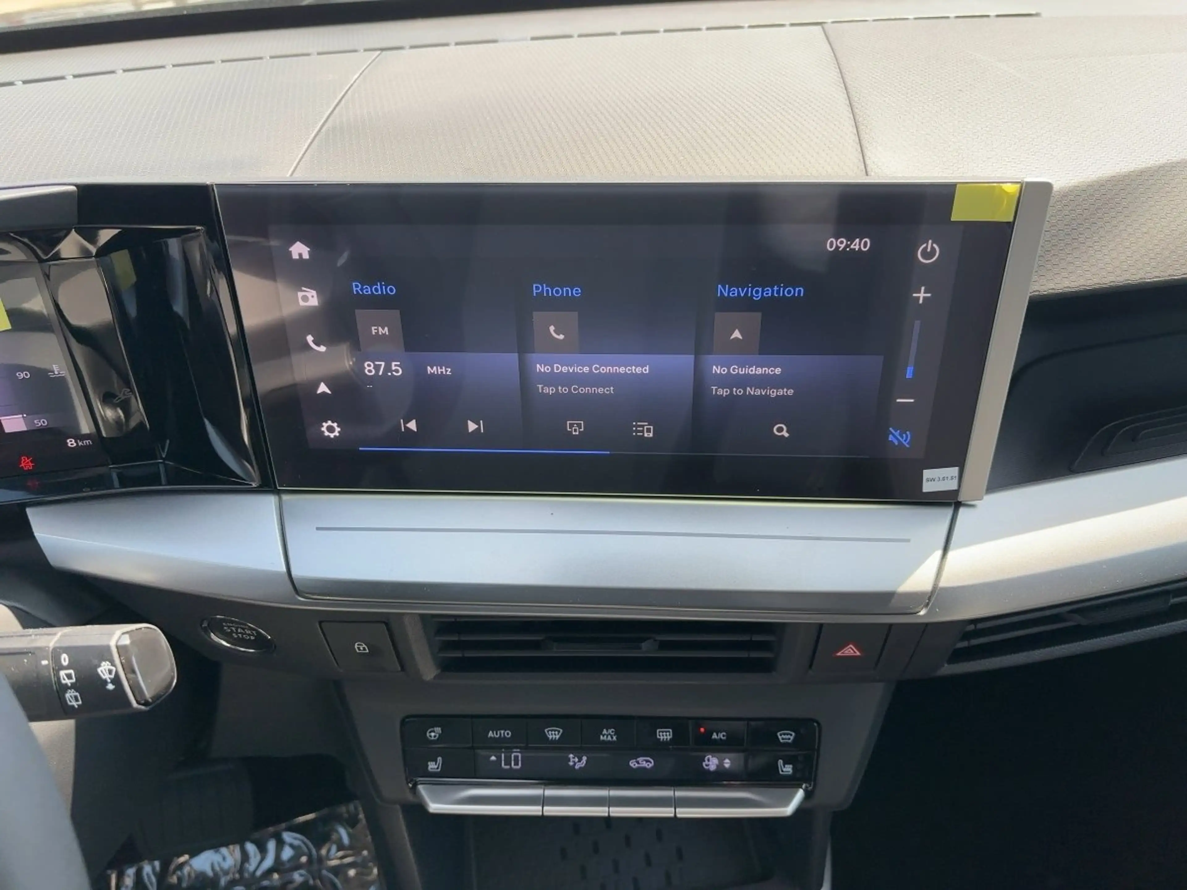 Opel Frontera Ultimate. Hybrid 107k W (145 PS) eDCT6 — photo 13