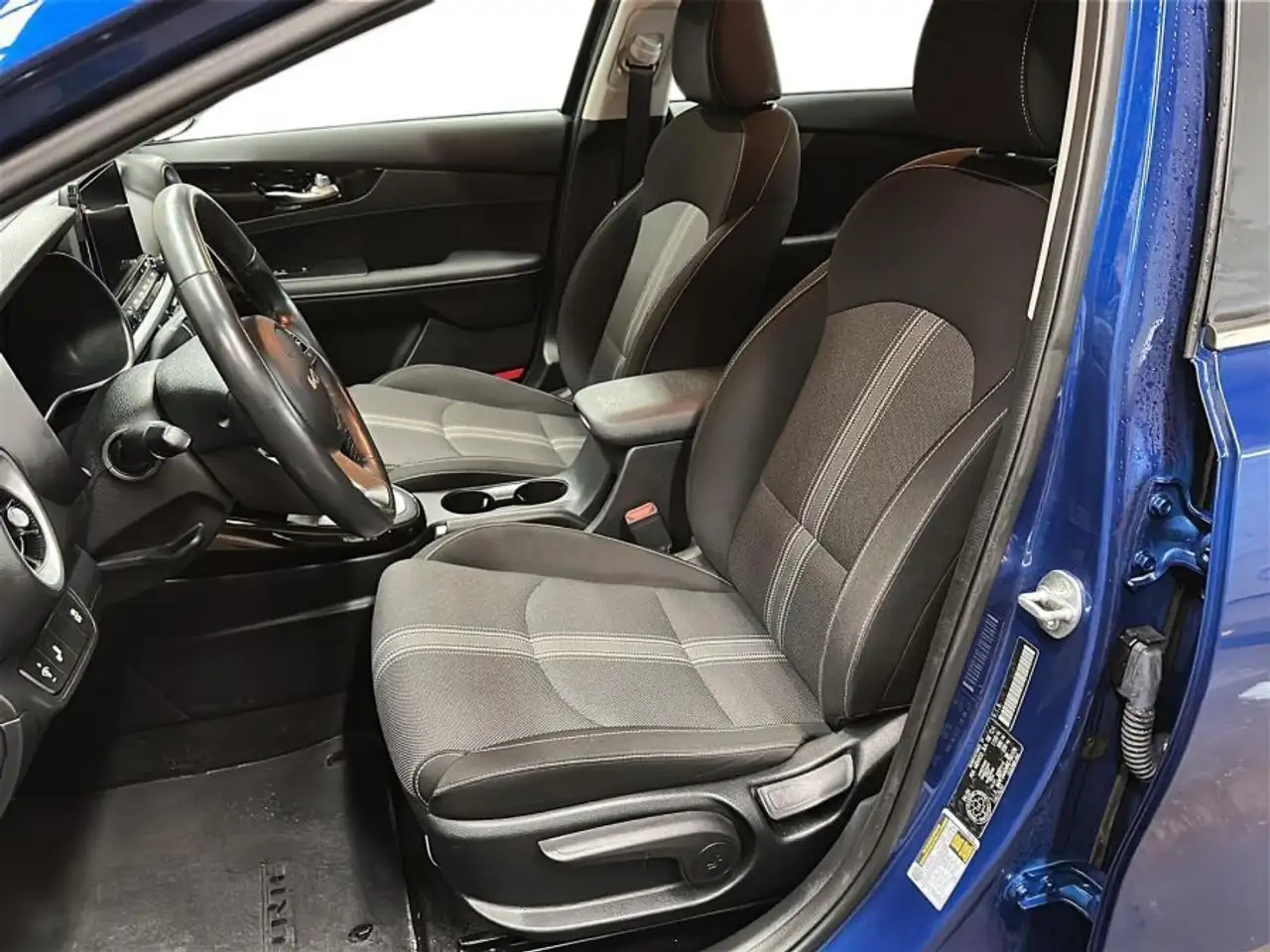 Kia Forte снимка Kia Forte