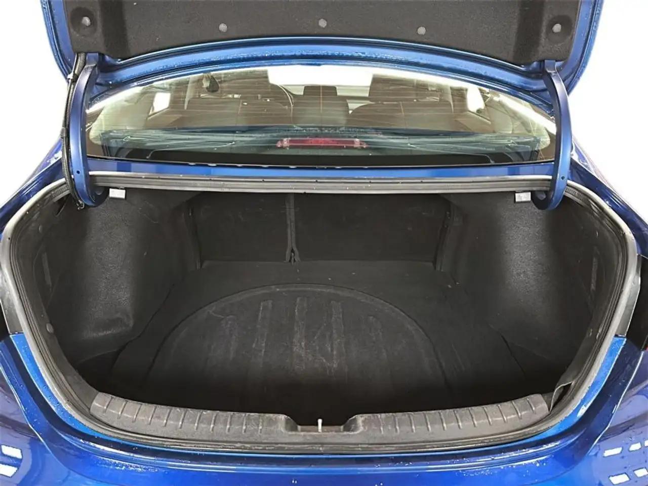 Kia Forte снимка Kia Forte