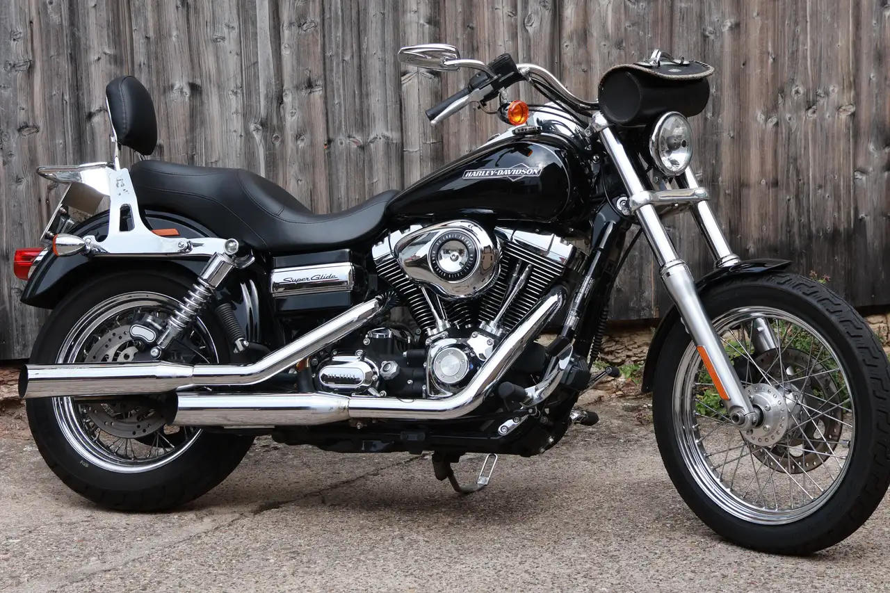 Harley-Davidson Dyna Super Glide