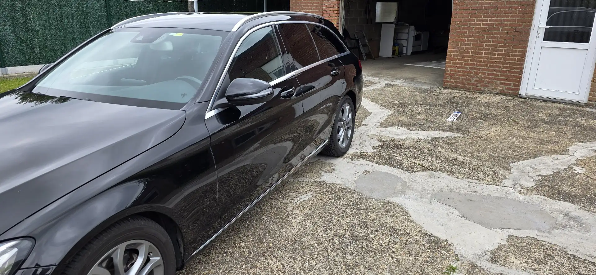 Mercedes-Benz C 220 d T 9G-TRONIC Avantgarde - 2