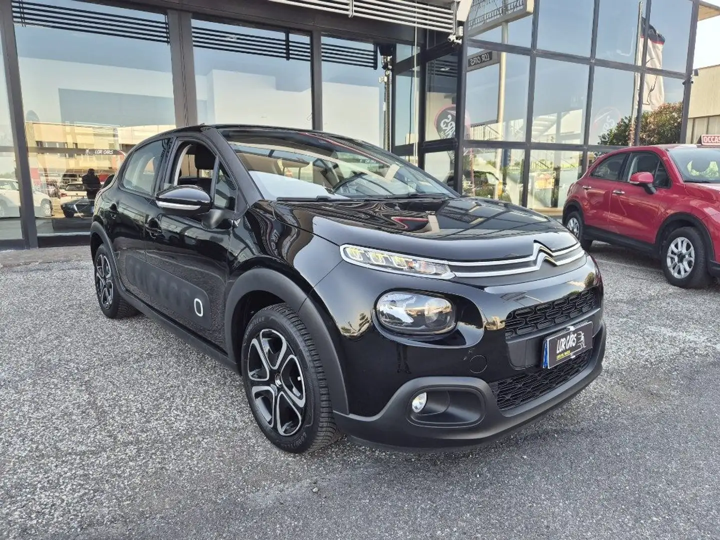 Citroen C3 PureTech 82 Shine Nero - 2