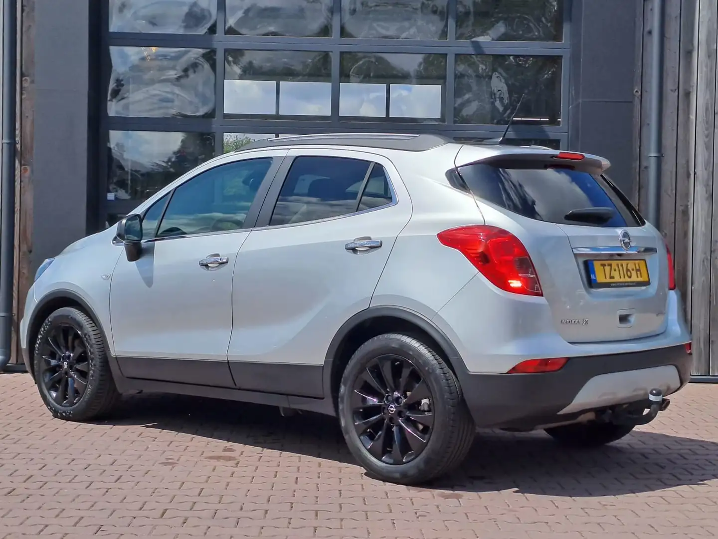 Opel Mokka X 1.4 Turbo Innovation | Trekhaak | Pano | Navi | LM Grijs - 2