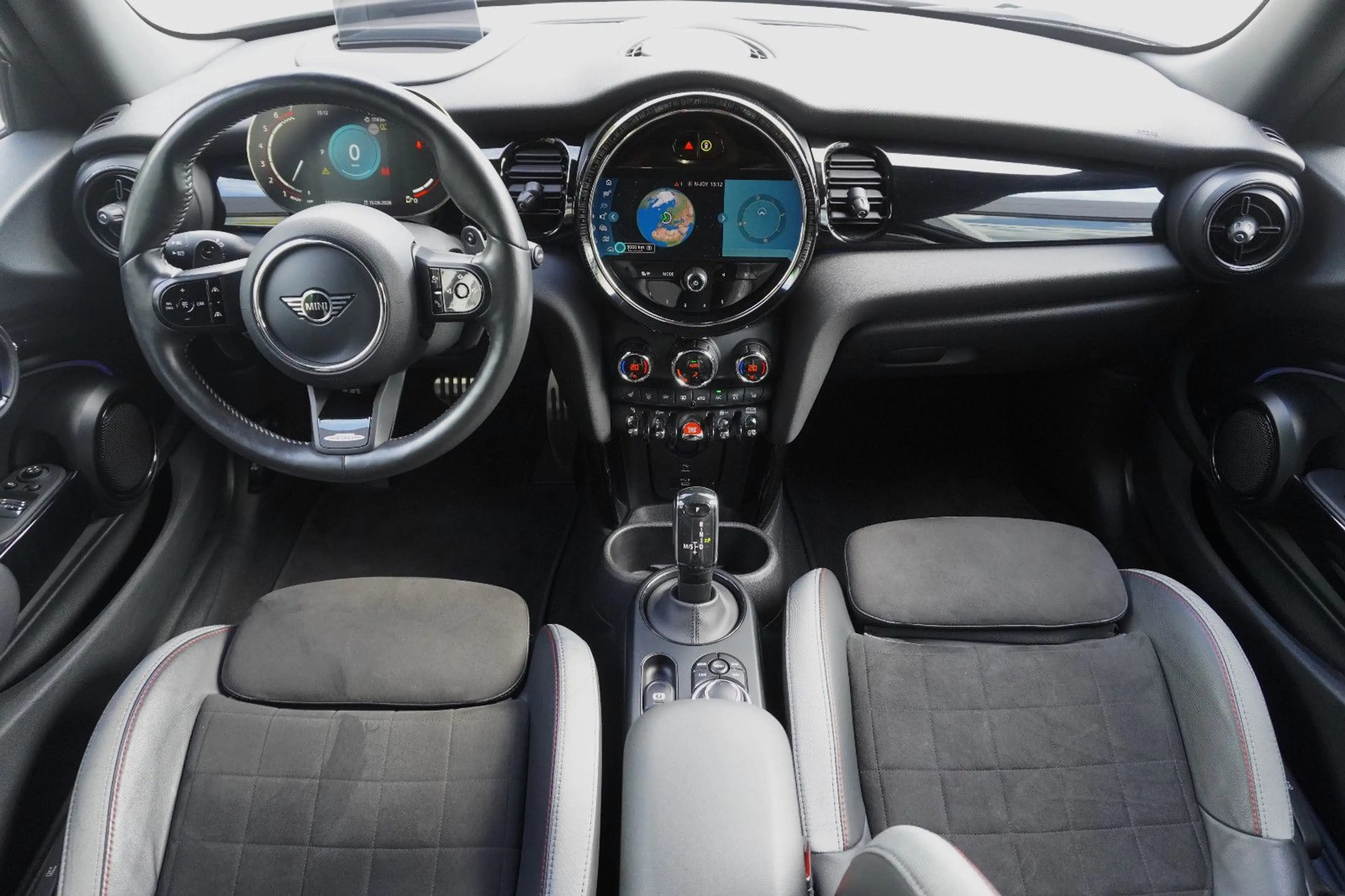MINI John Cooper Works ~HUD~CarPlay~Navi~Moonwalk~ — photo 11