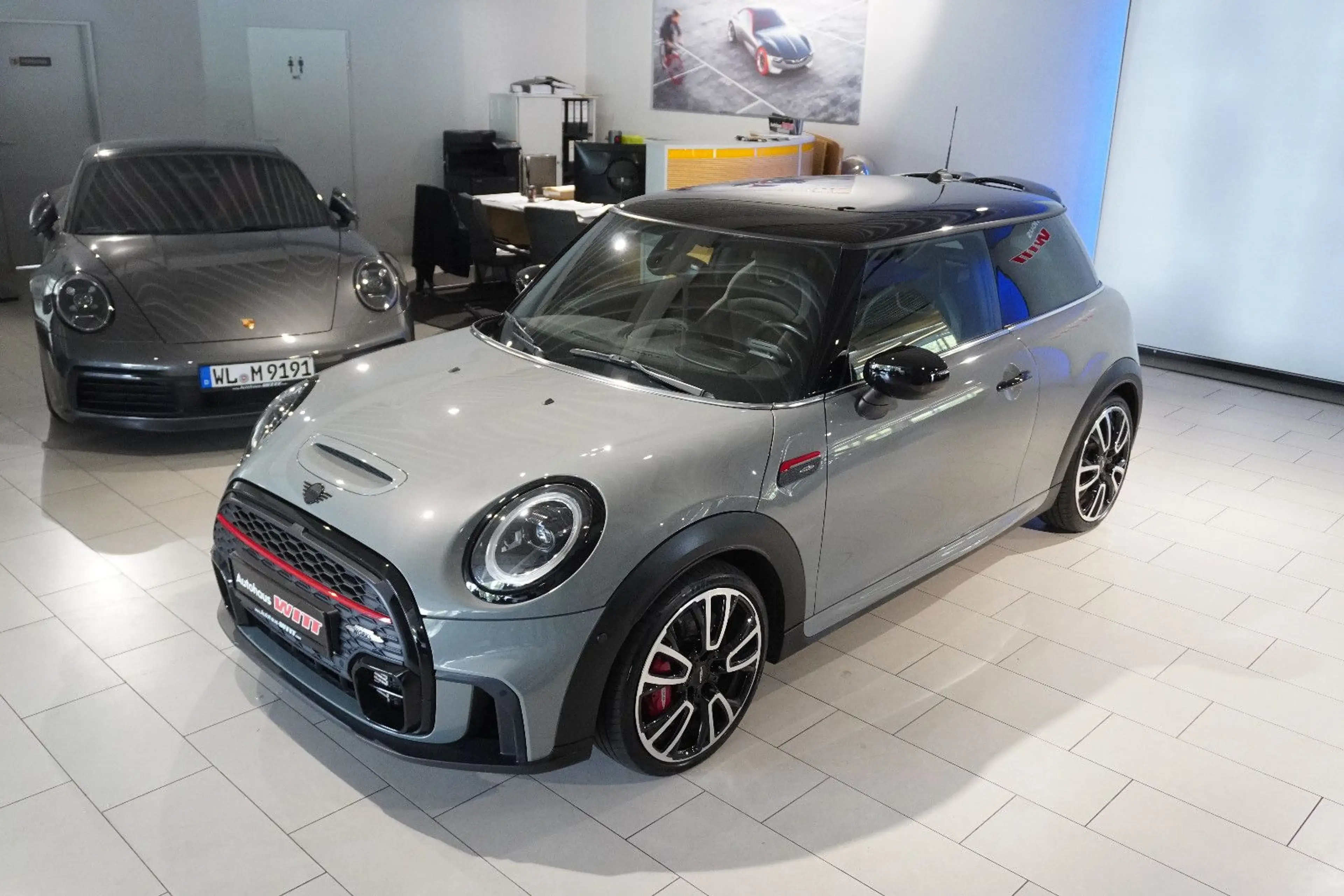 MINI John Cooper Works ~HUD~CarPlay~Navi~Moonwalk~ — photo 3