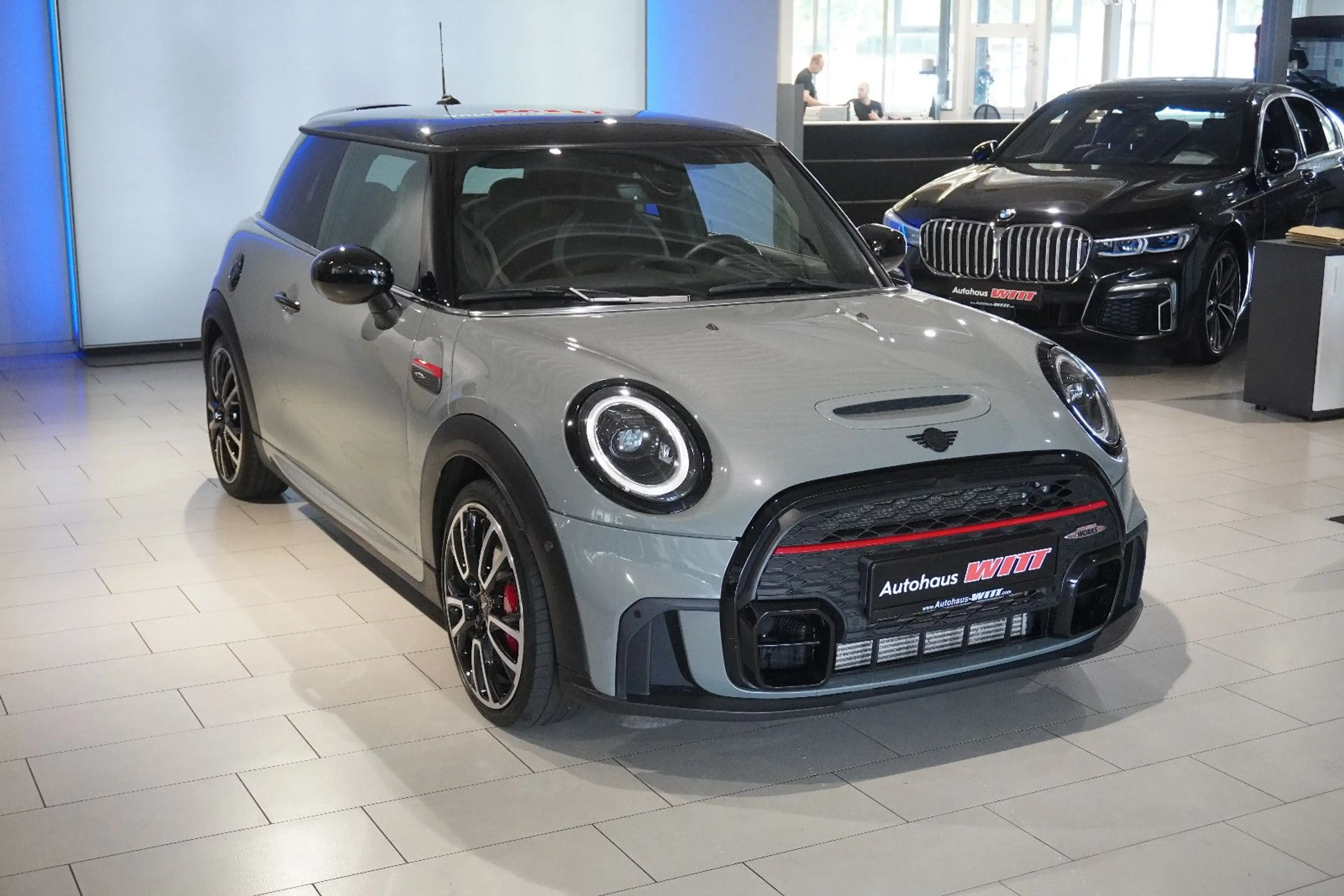 MINI John Cooper Works ~HUD~CarPlay~Navi~Moonwalk~