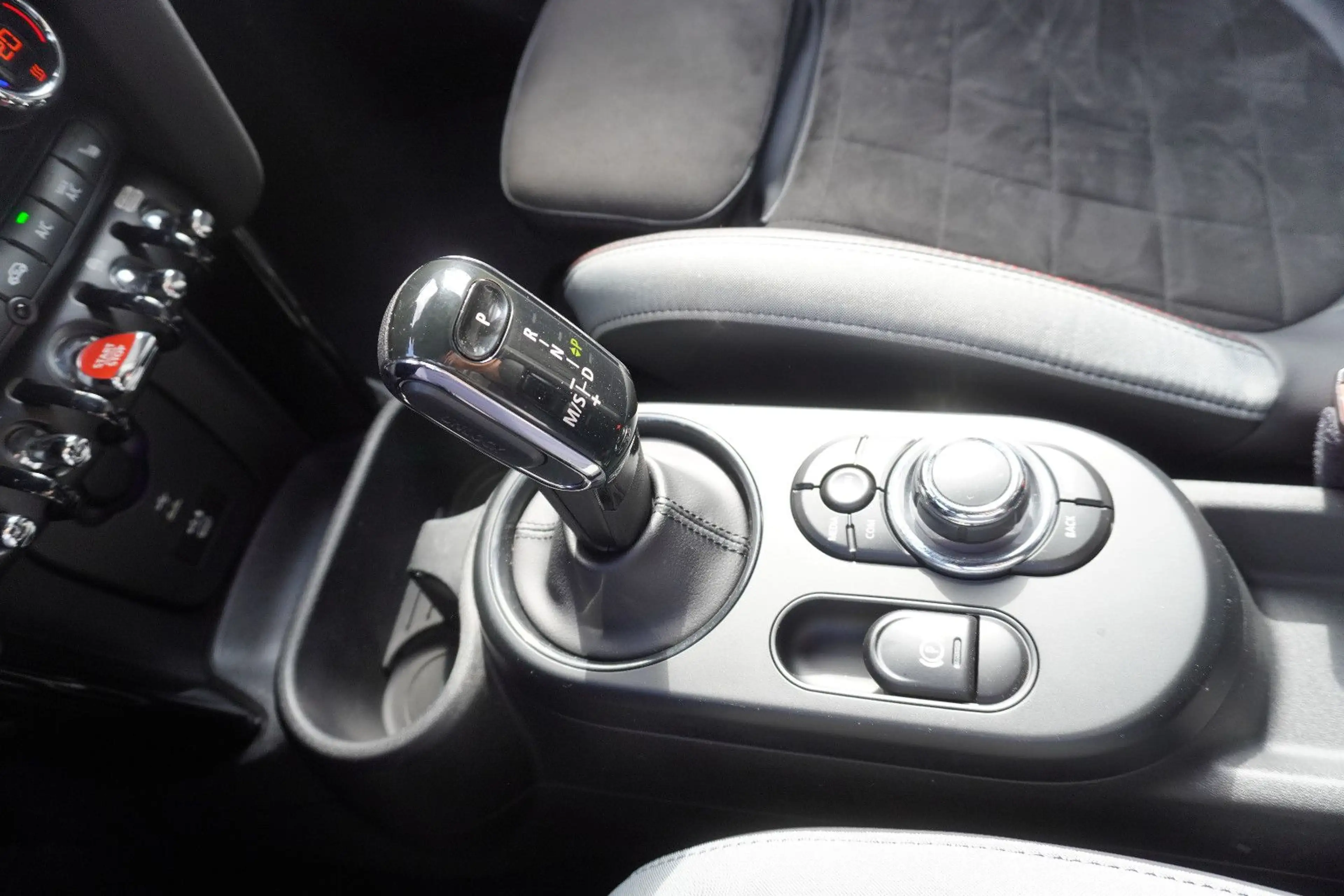 MINI John Cooper Works ~HUD~CarPlay~Navi~Moonwalk~ — photo 14