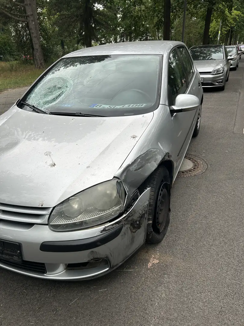 Volkswagen Golf - 1