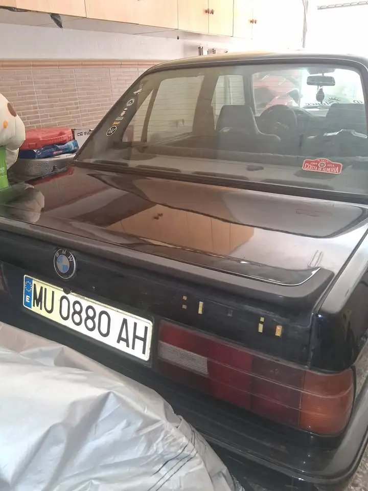 BMW 325i, foto 3