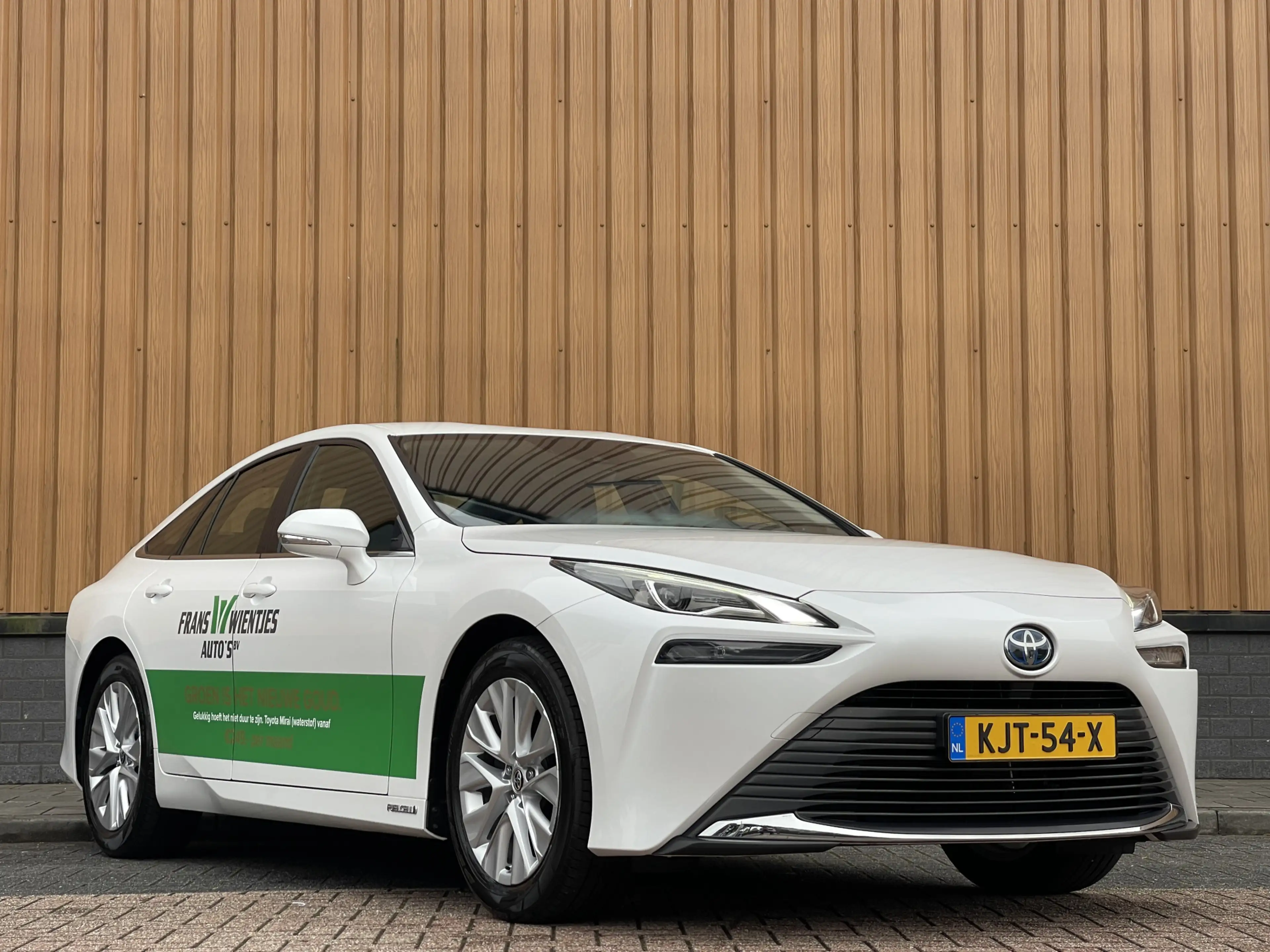 Toyota Mirai Dynamic | Apple Carplay | Android Auto | Keyless G — photo 3