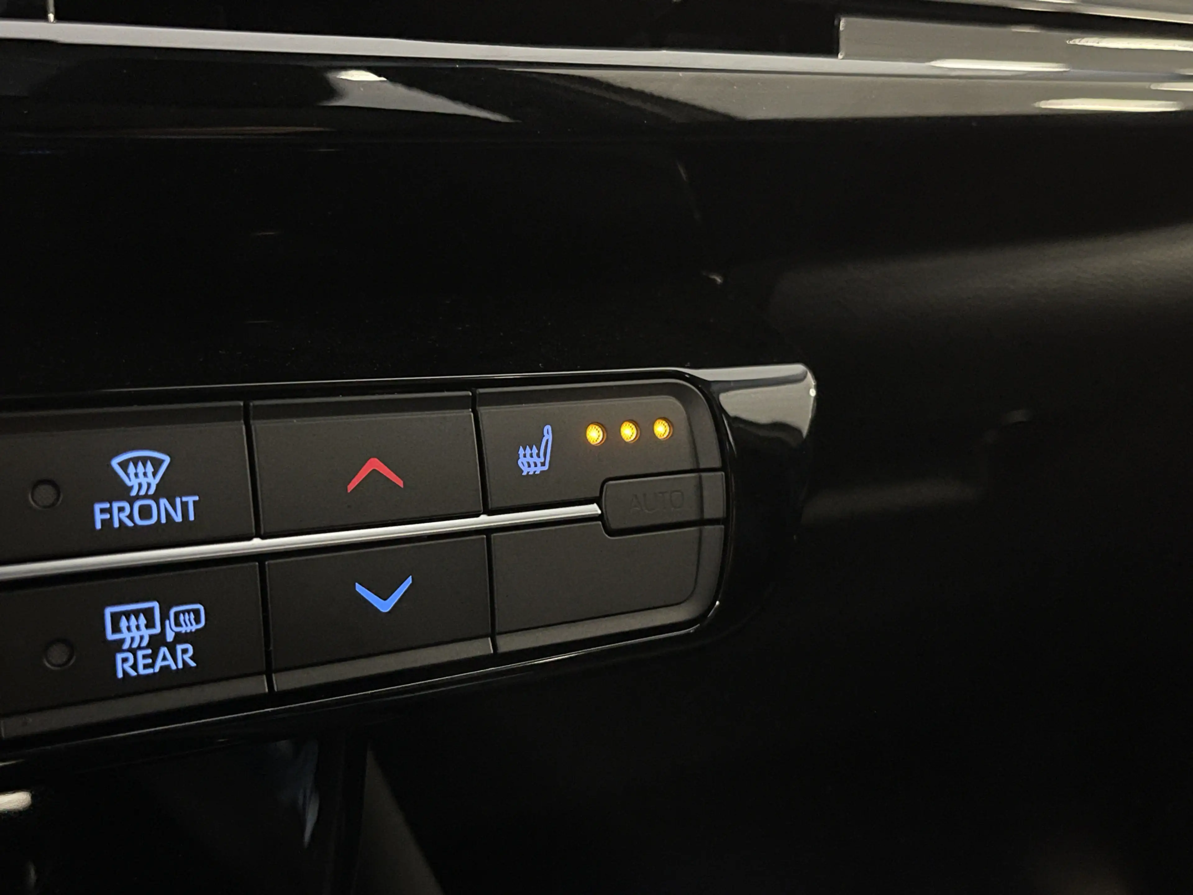Toyota Mirai Dynamic | Apple Carplay | Android Auto | Keyless G — photo 33