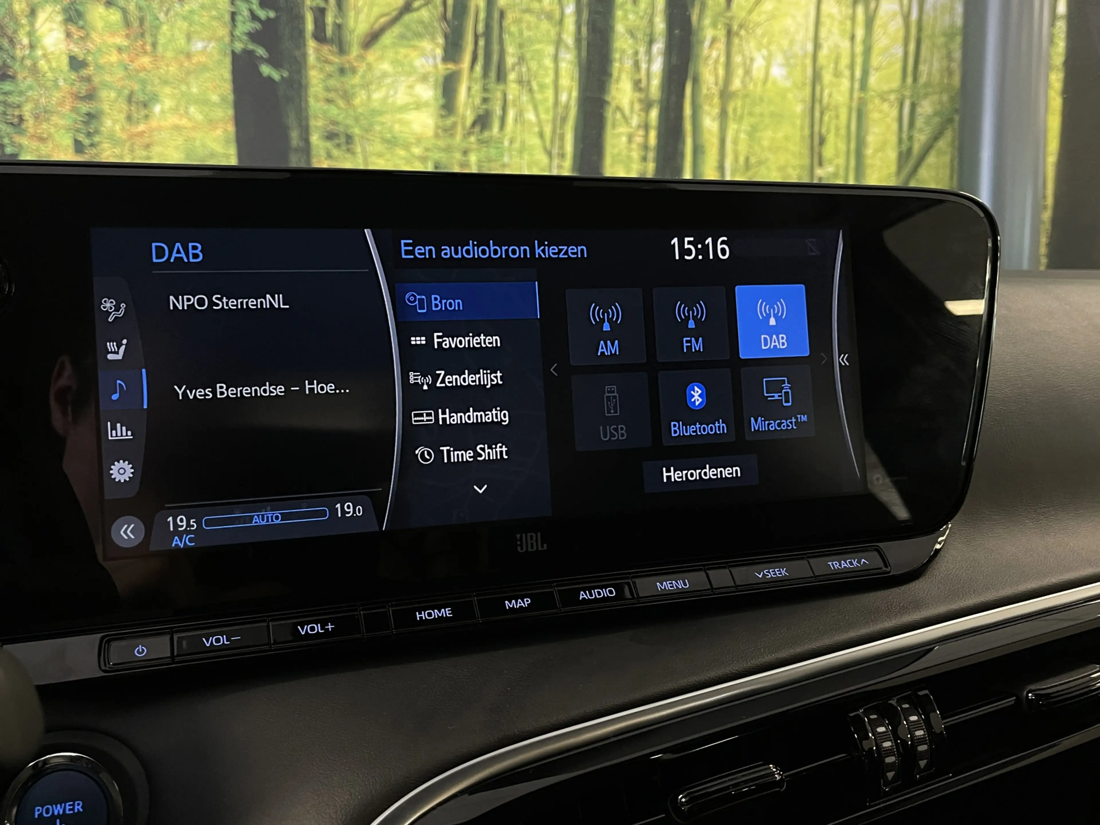 Toyota Mirai Dynamic | Apple Carplay | Android Auto | Keyless G — photo 23