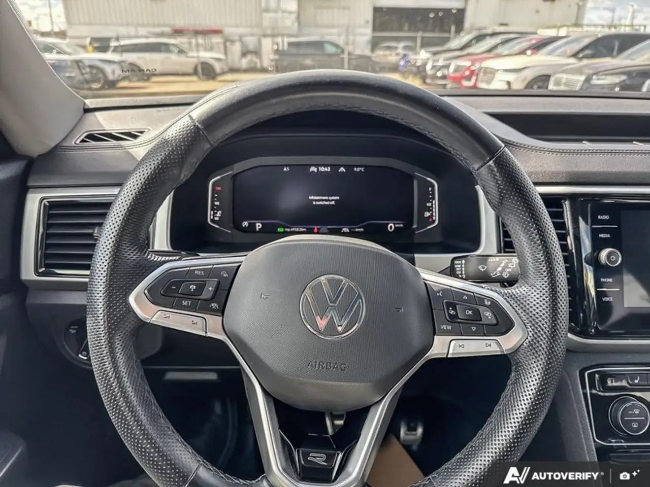 Volkswagen Atlas снимка Volkswagen Atlas
