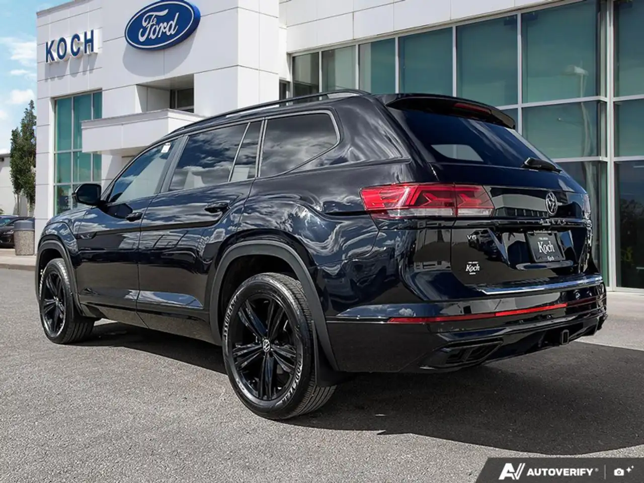 Volkswagen Atlas снимка Volkswagen Atlas