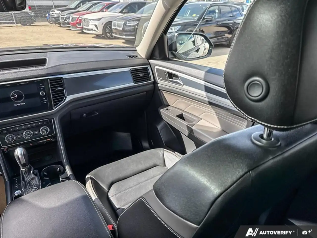 Volkswagen Atlas снимка Volkswagen Atlas