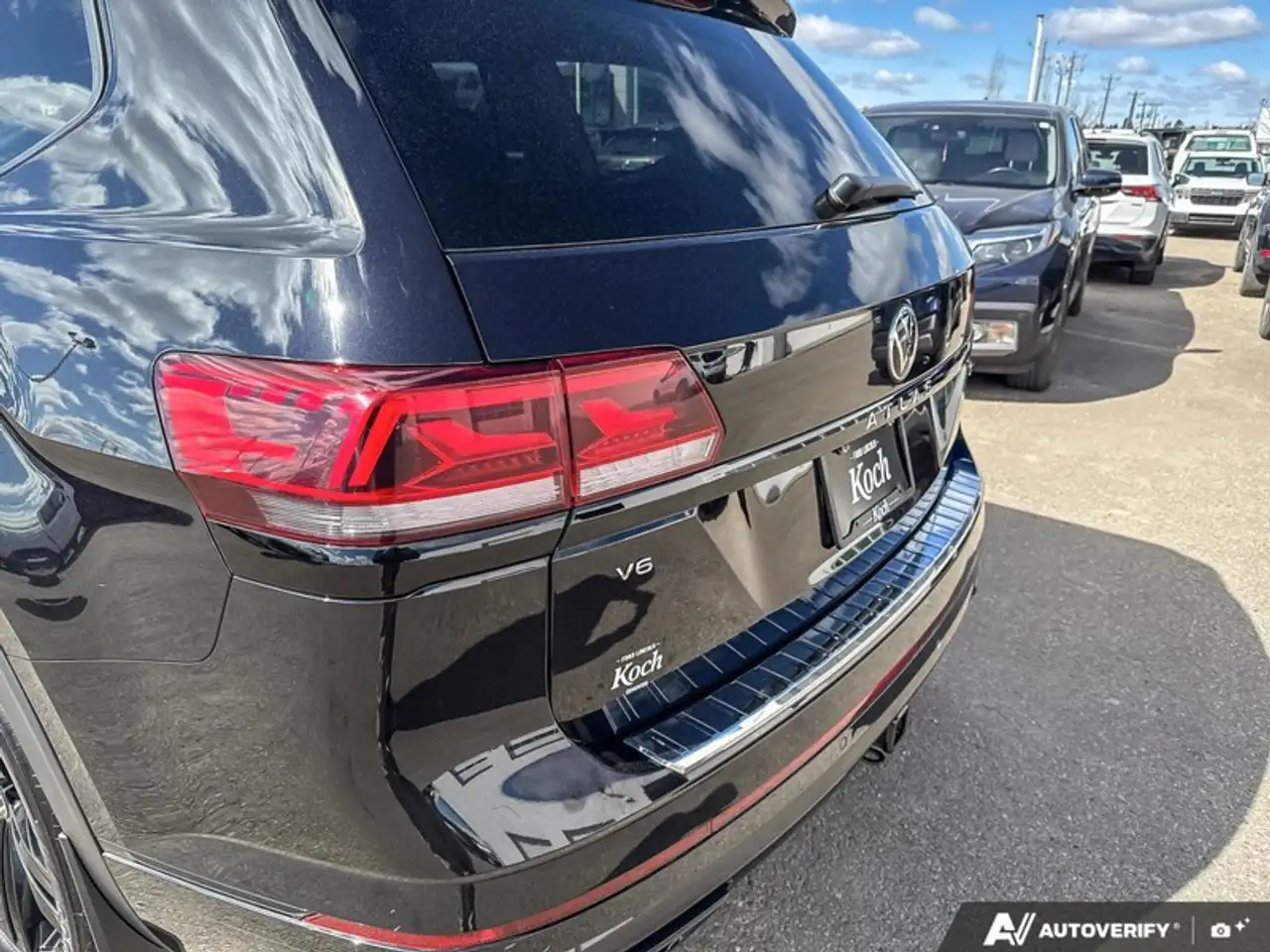Volkswagen Atlas снимка Volkswagen Atlas