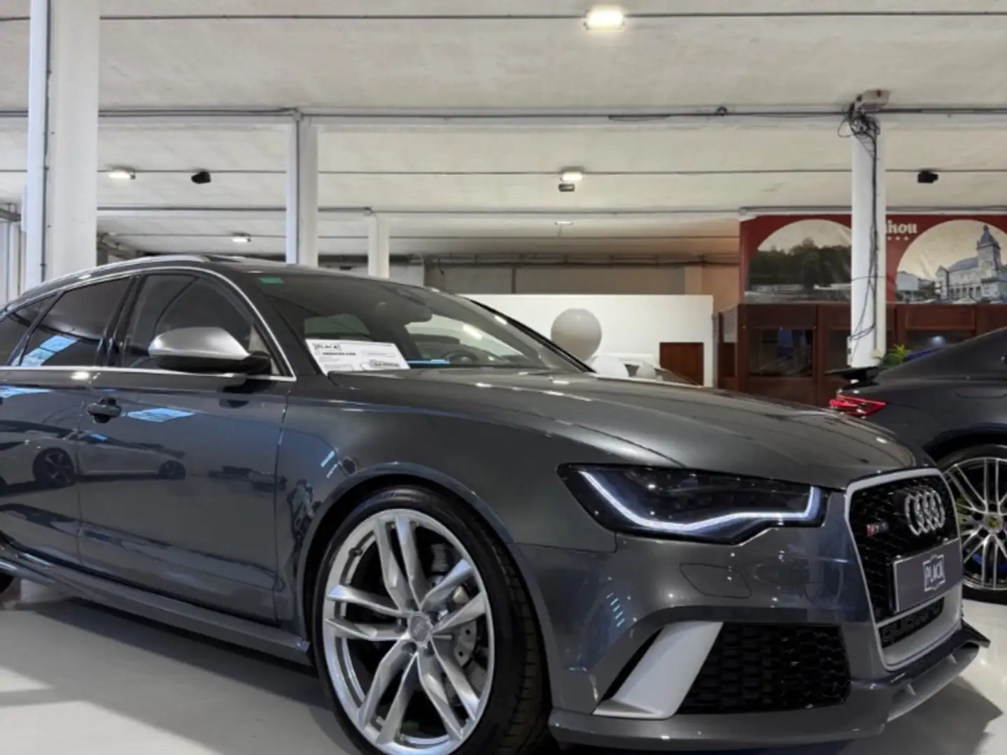 Audi RS6 Avant 4.0 TFSI quattro Tiptronic Grijs - 2