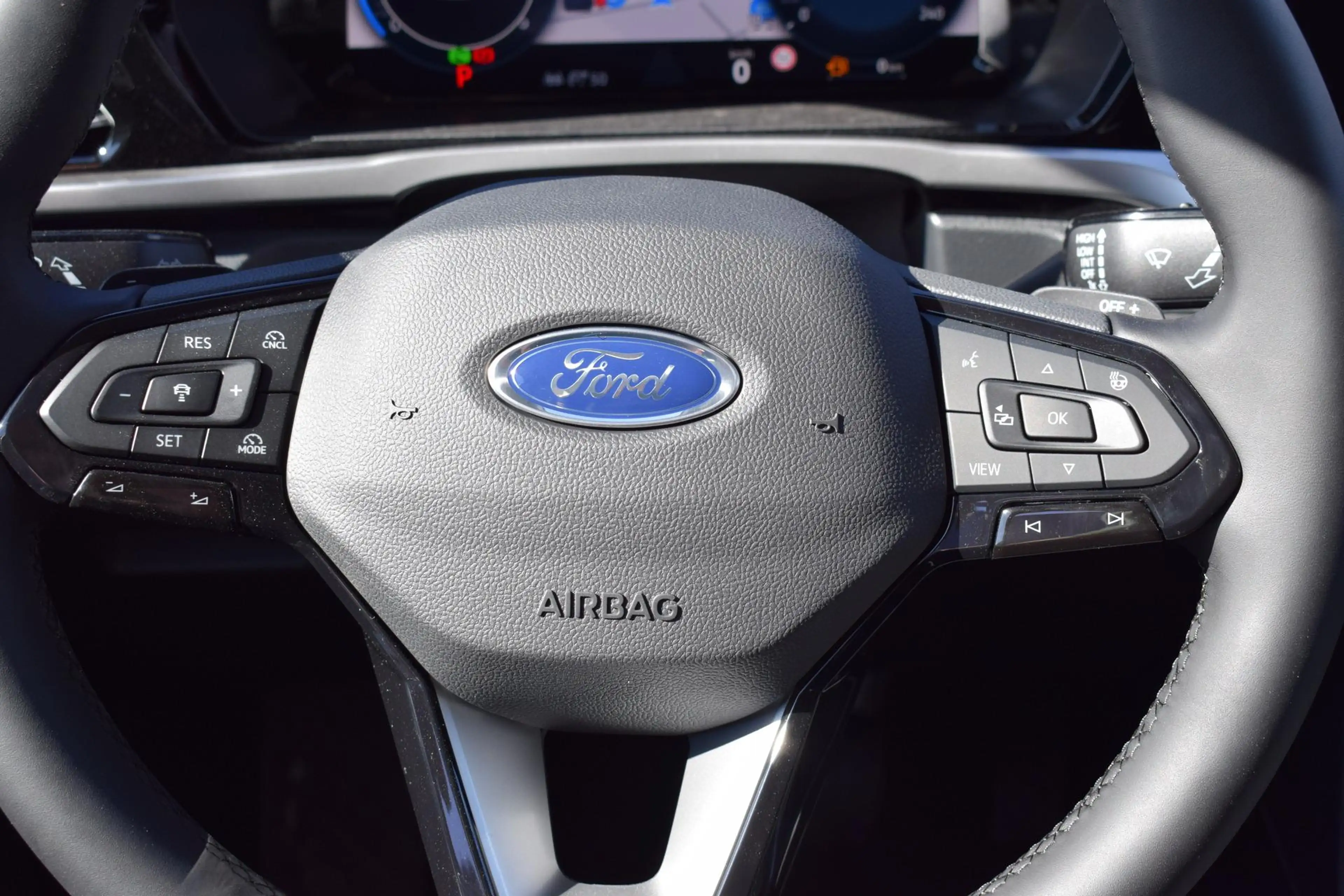 Ford Tourneo Connect Grand 2.0 Active 4x4 L2 LED Kamera — photo 8