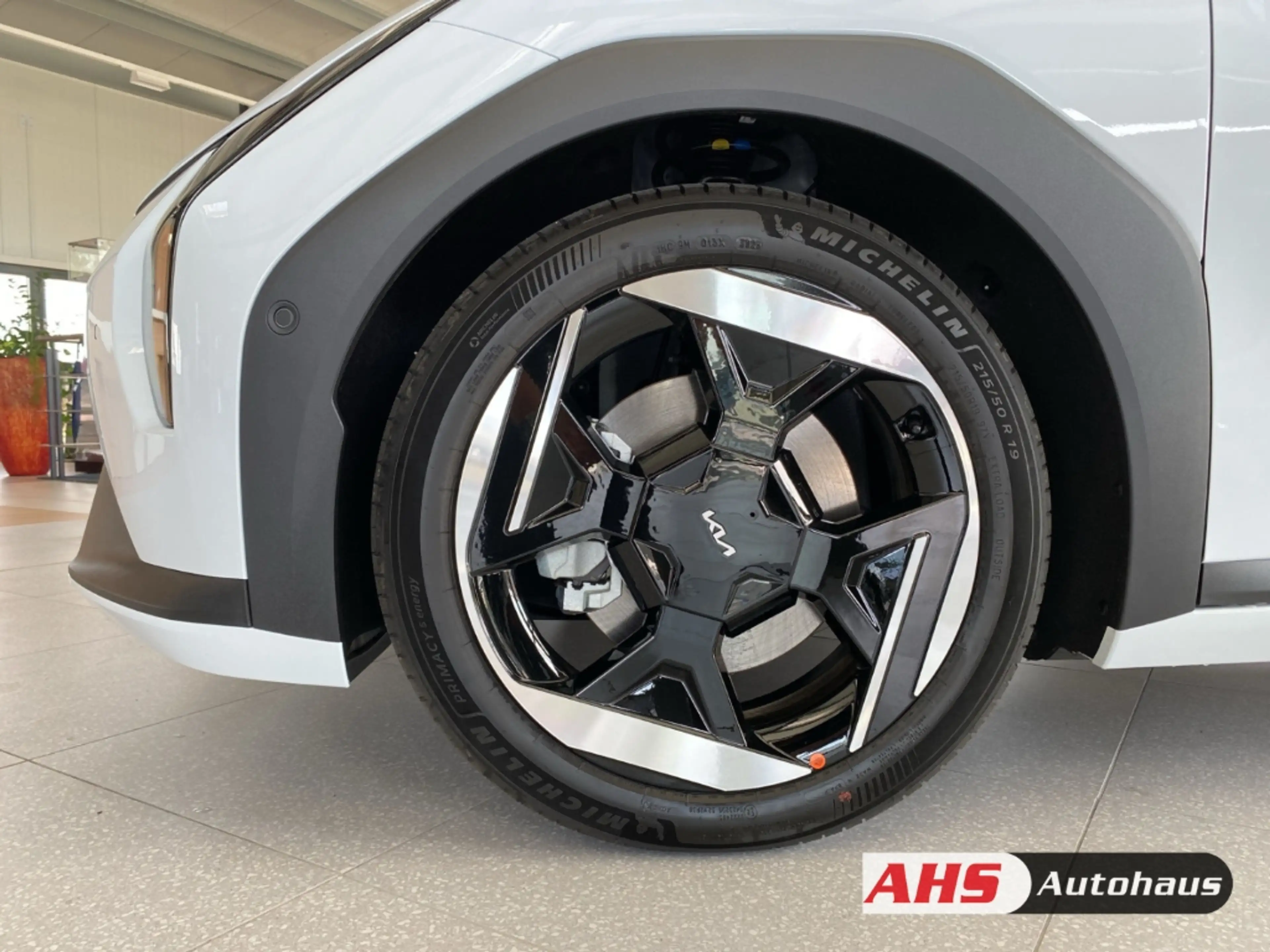 Kia EV4 150 kW Earth V2X Sound Paket E-Heckklappe 360Grad — photo 6