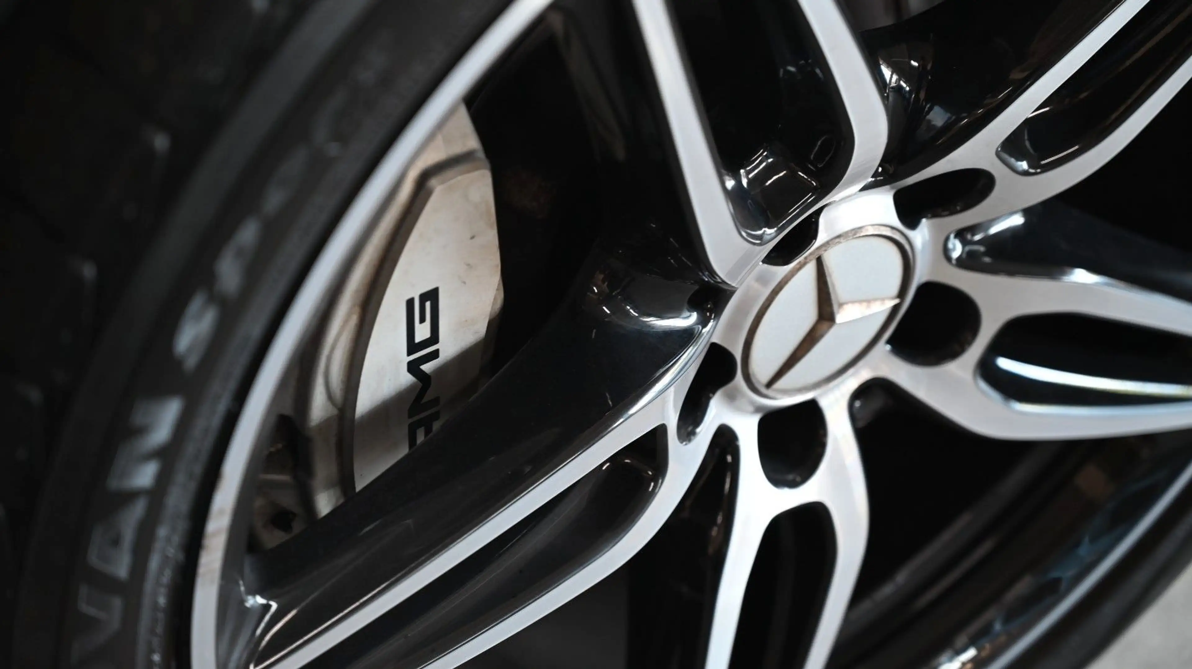 Mercedes-Benz E 53 AMG 4Matic+ *LEDER*MEMORY*S-DACH — photo 11