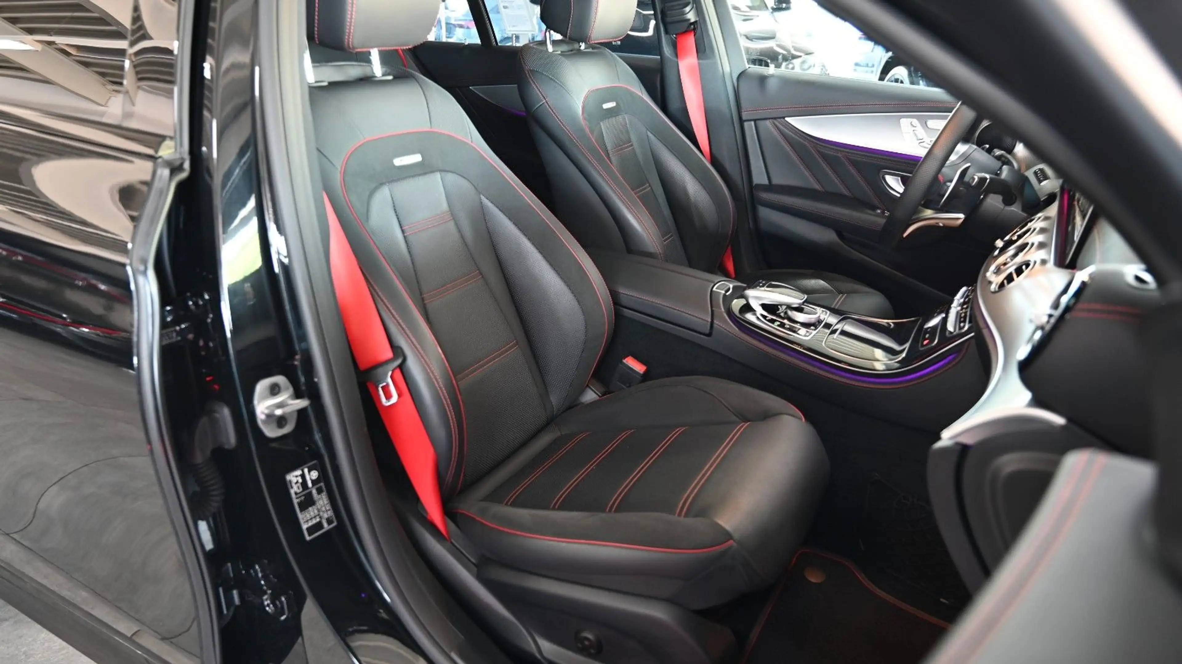 Mercedes-Benz E 53 AMG 4Matic+ *LEDER*MEMORY*S-DACH — photo 15