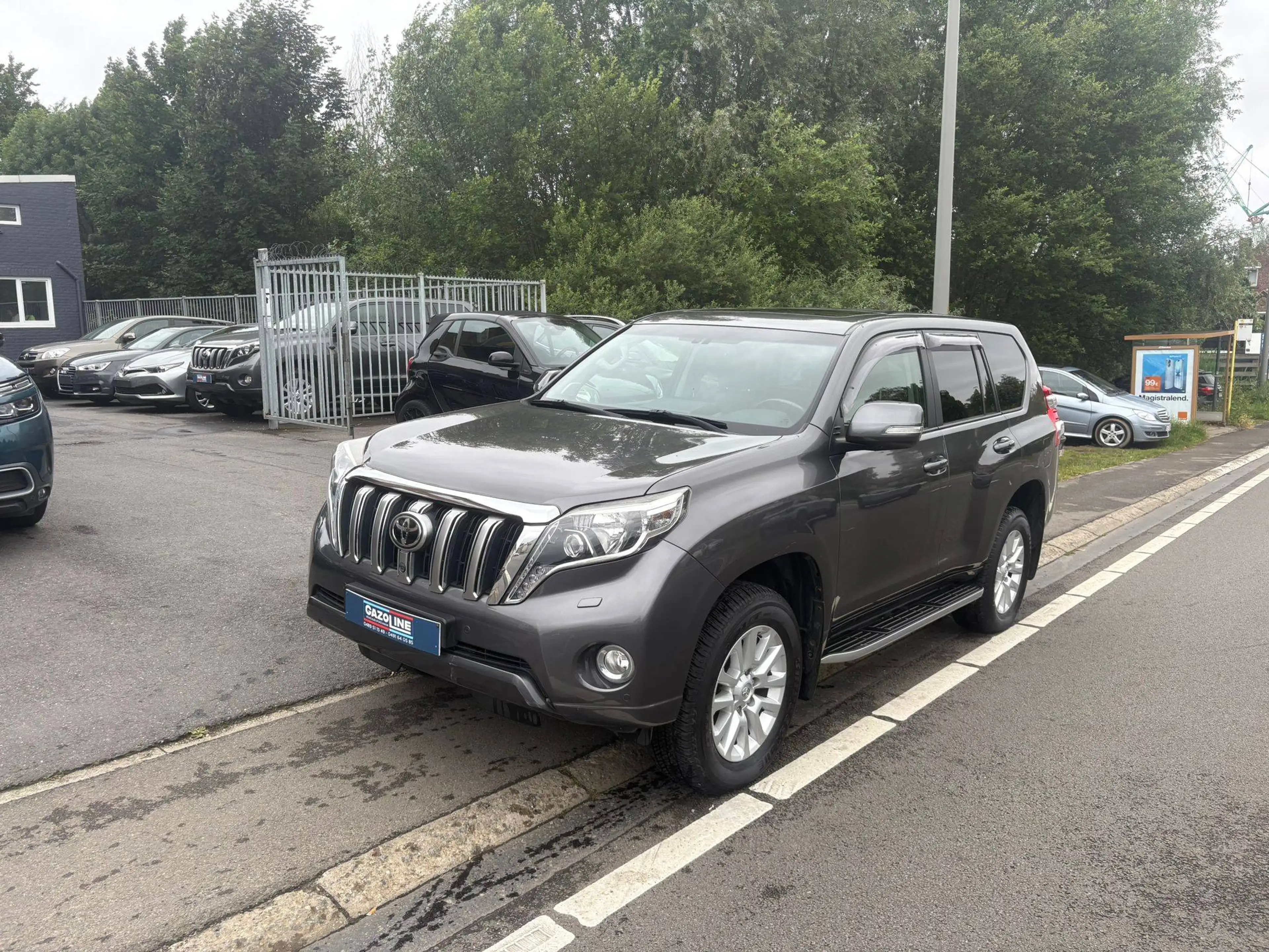 Toyota Land Cruiser Land Cruiser/3.0/Premium/Belgium Car/5 Seats