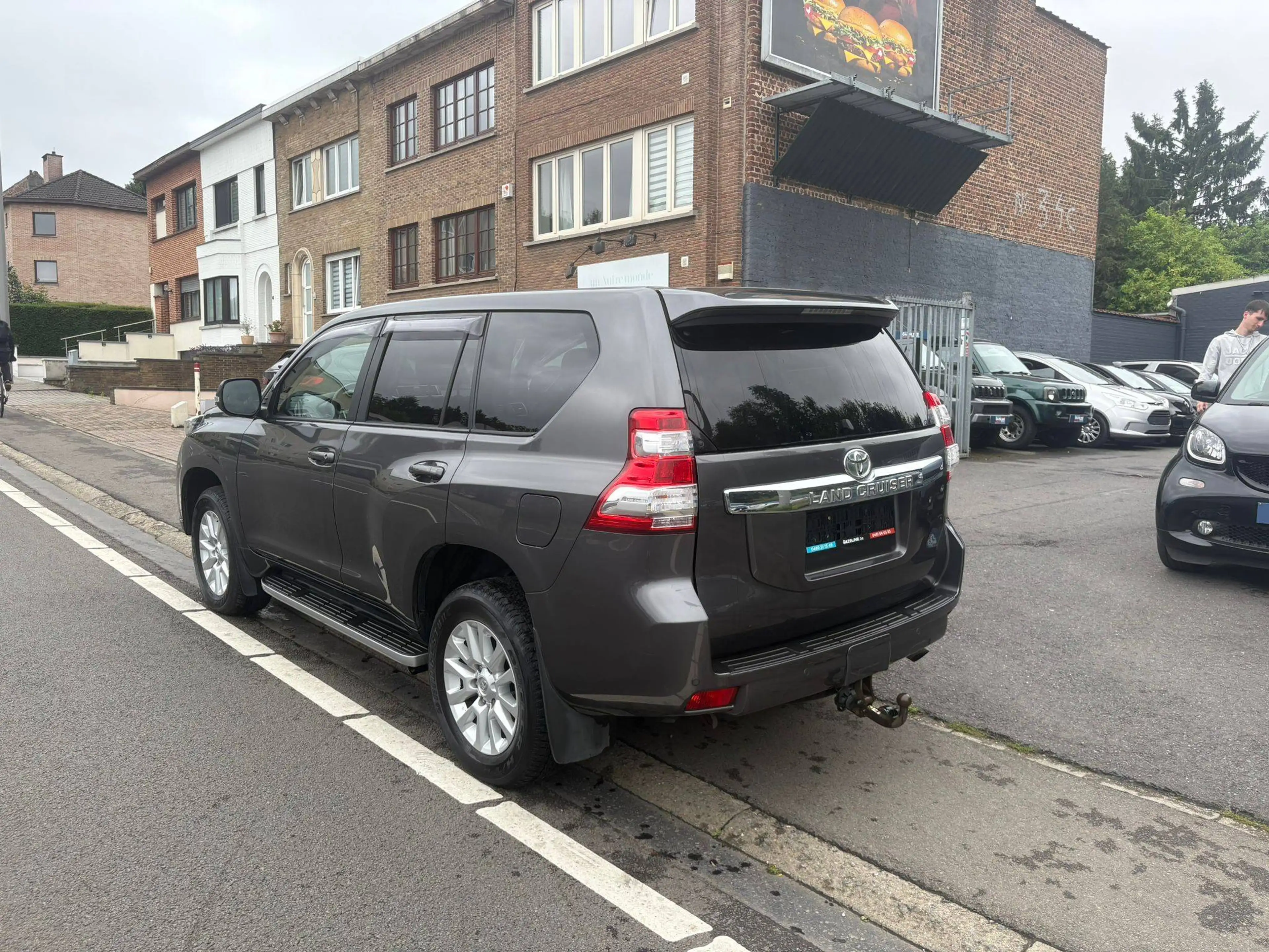 Toyota Land Cruiser Land Cruiser/3.0/Premium/Belgium Car/5 Seats — photo 5