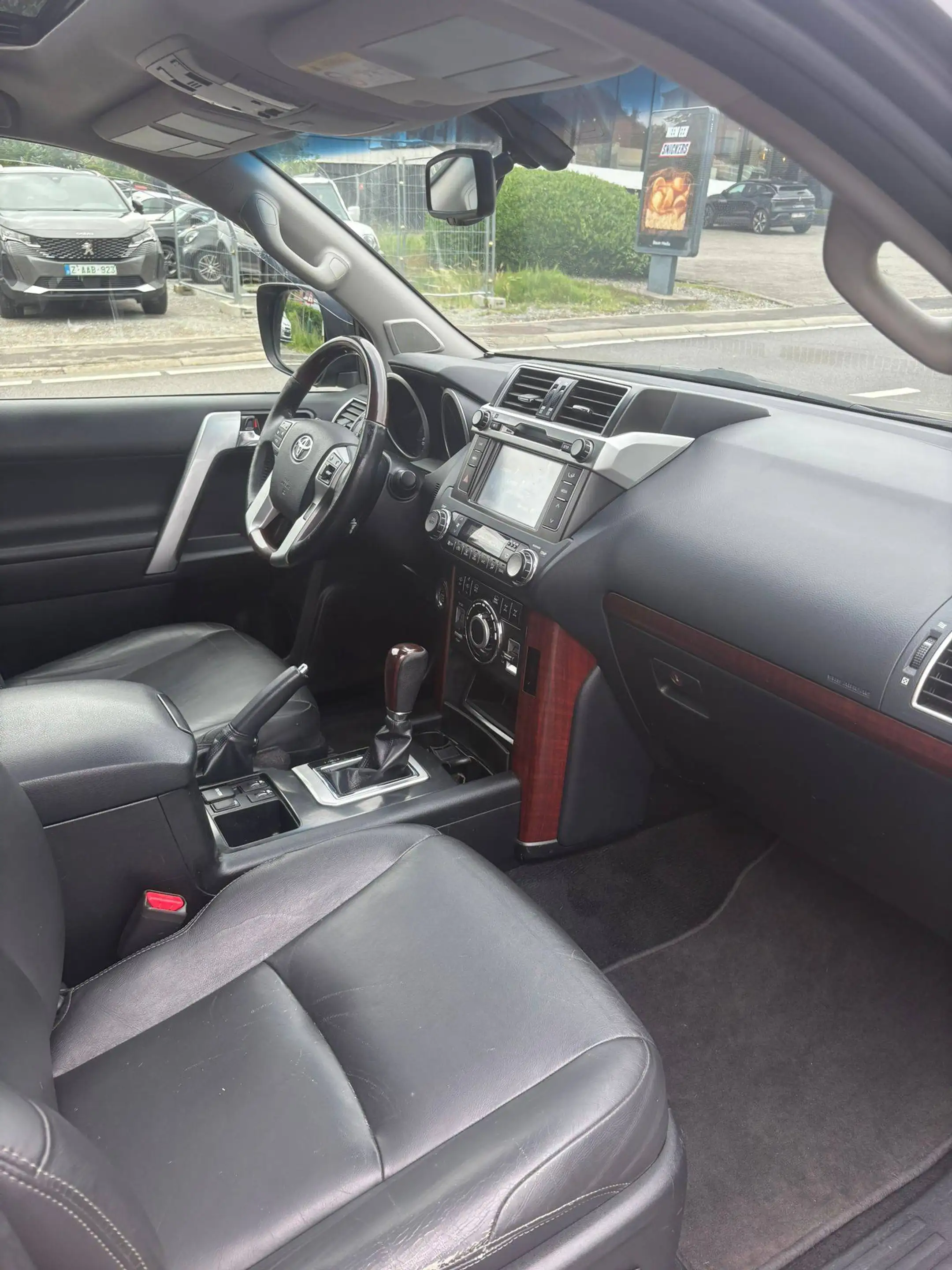 Toyota Land Cruiser Land Cruiser/3.0/Premium/Belgium Car/5 Seats — photo 10