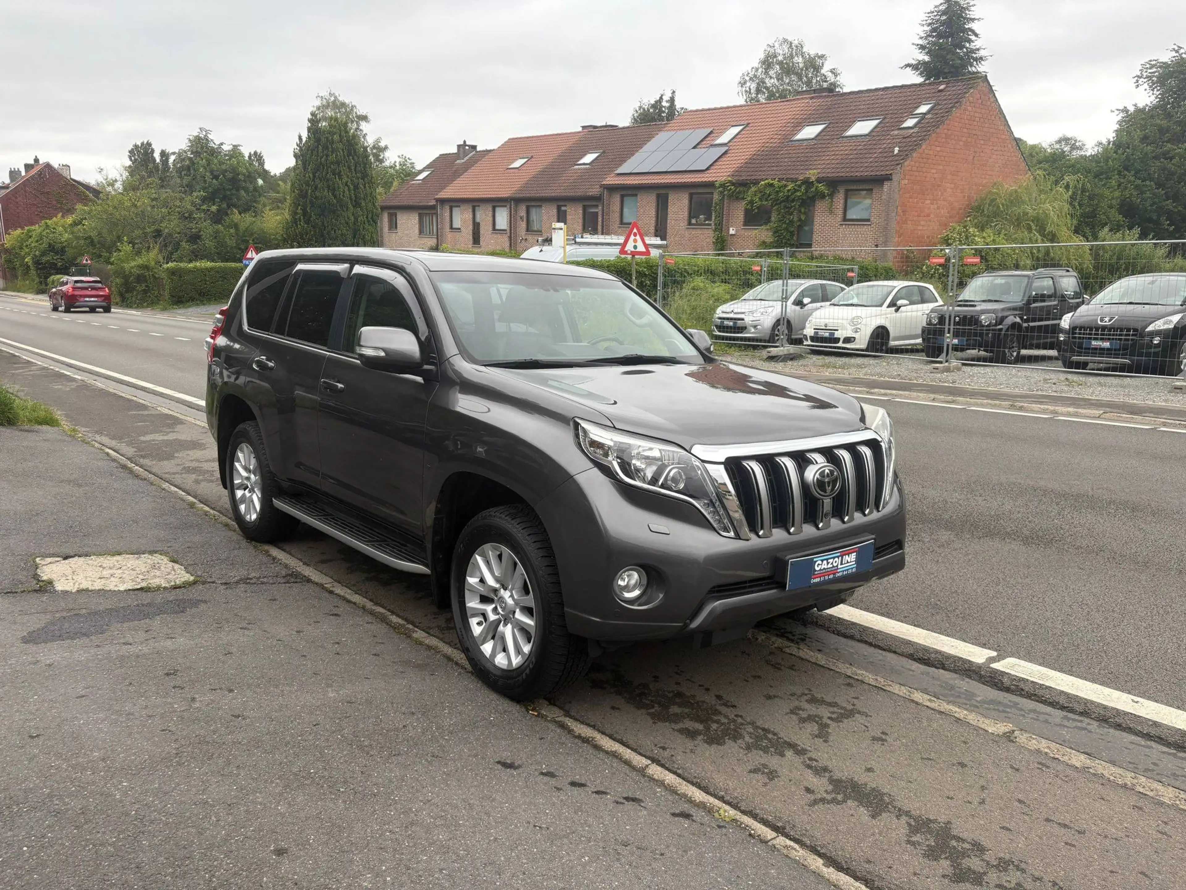 Toyota Land Cruiser Land Cruiser/3.0/Premium/Belgium Car/5 Seats — photo 3