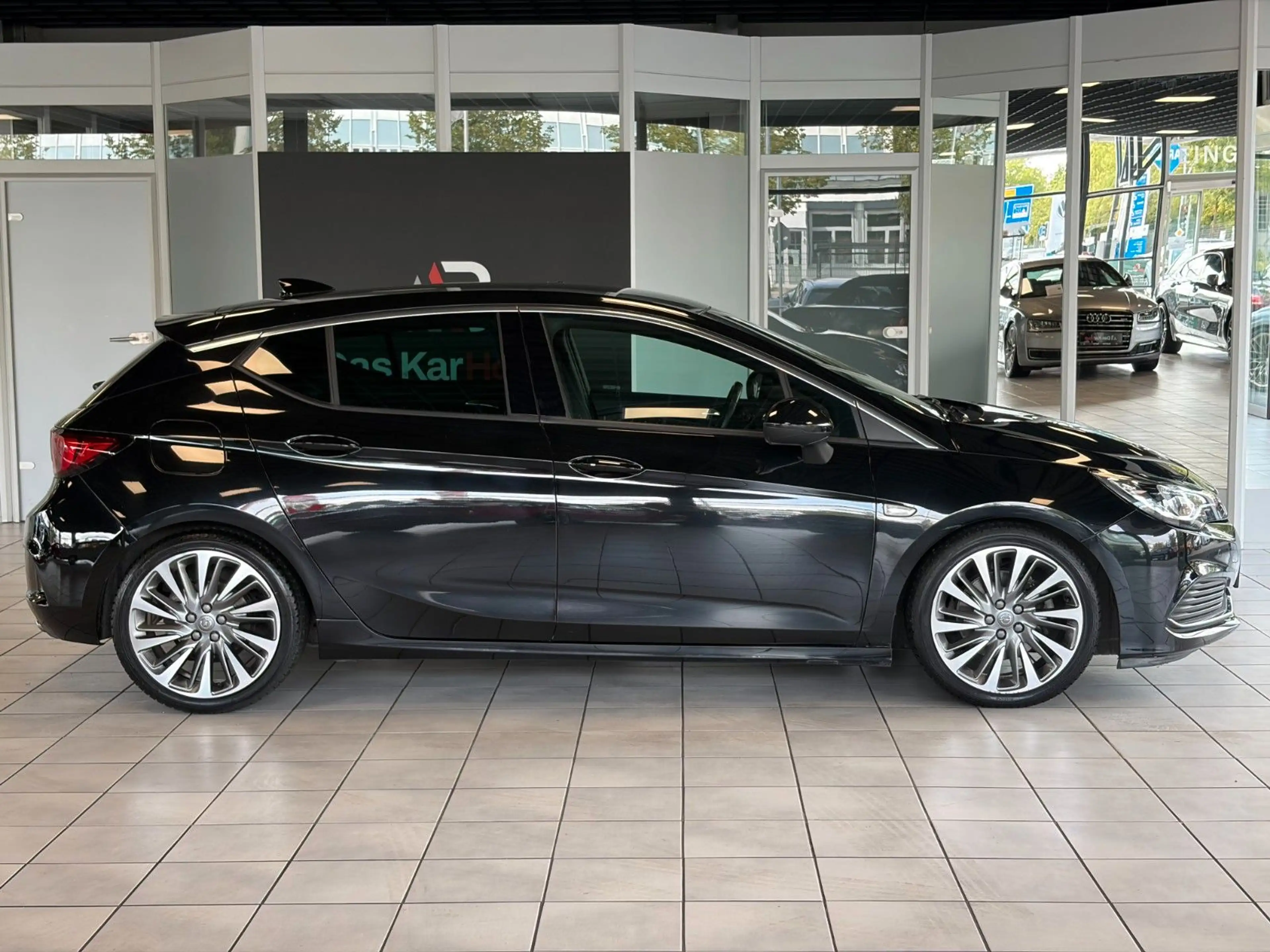 Opel Astra K Lim. 5-trg. OPC Line · Navi · Kamera — photo 2