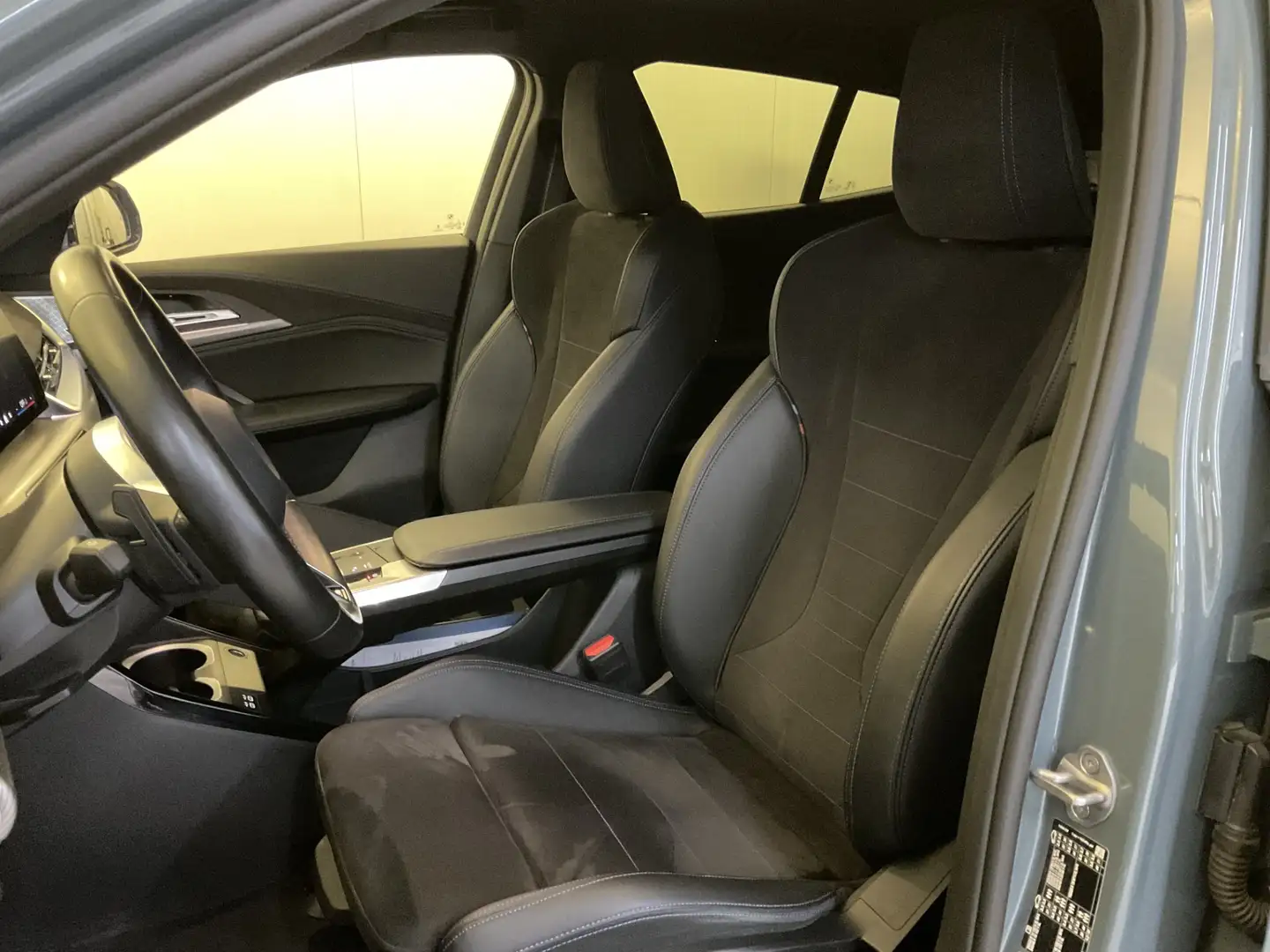 BMW iX2 xDrive30 Grün - 2