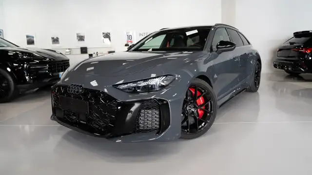 Audi RS5 Avant TFSI e-hybrid Tiptronic 470kW