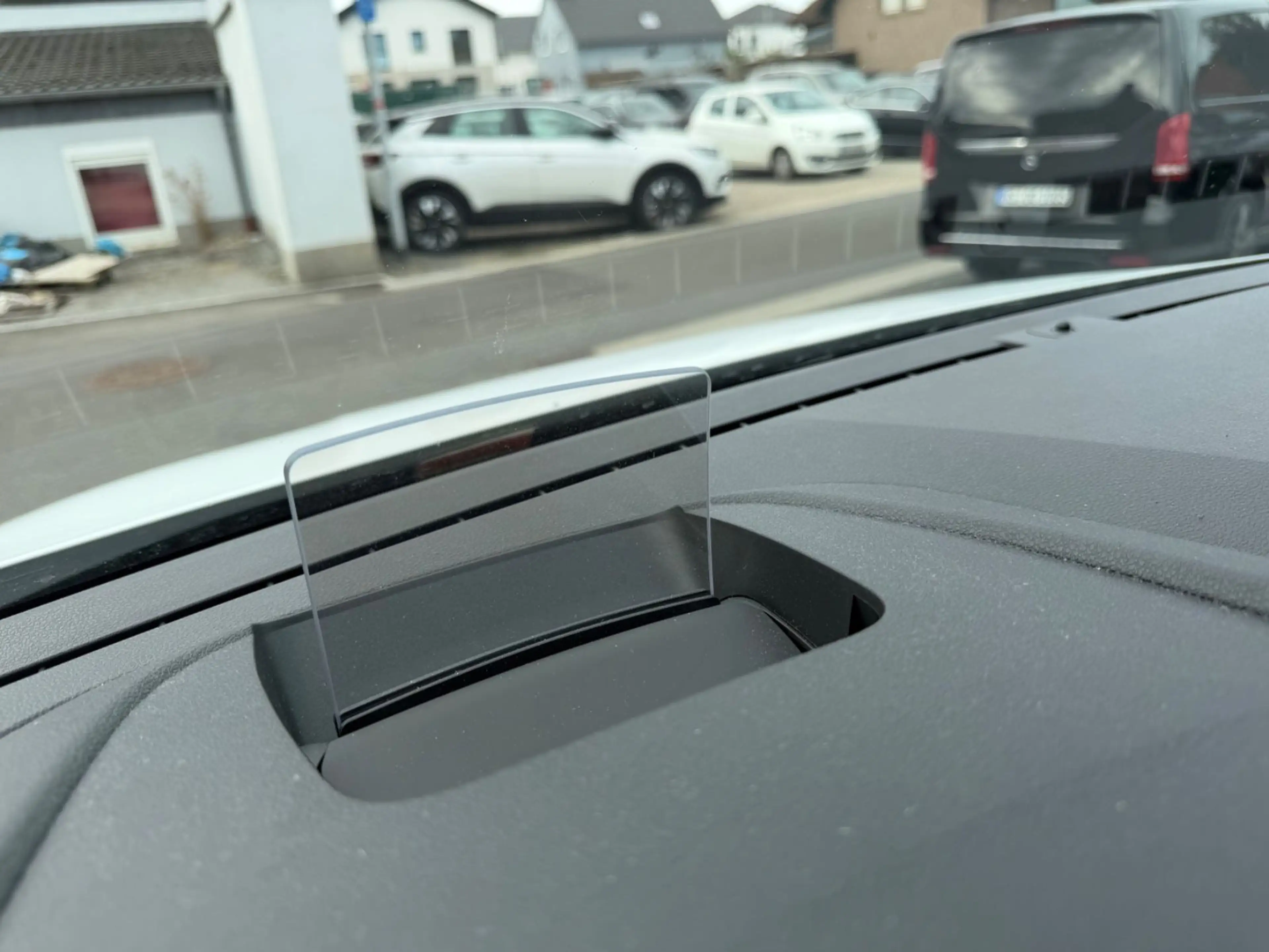 Citroen Berlingo Shine M HeadUp Navi PANO Kamera PDC — photo 21
