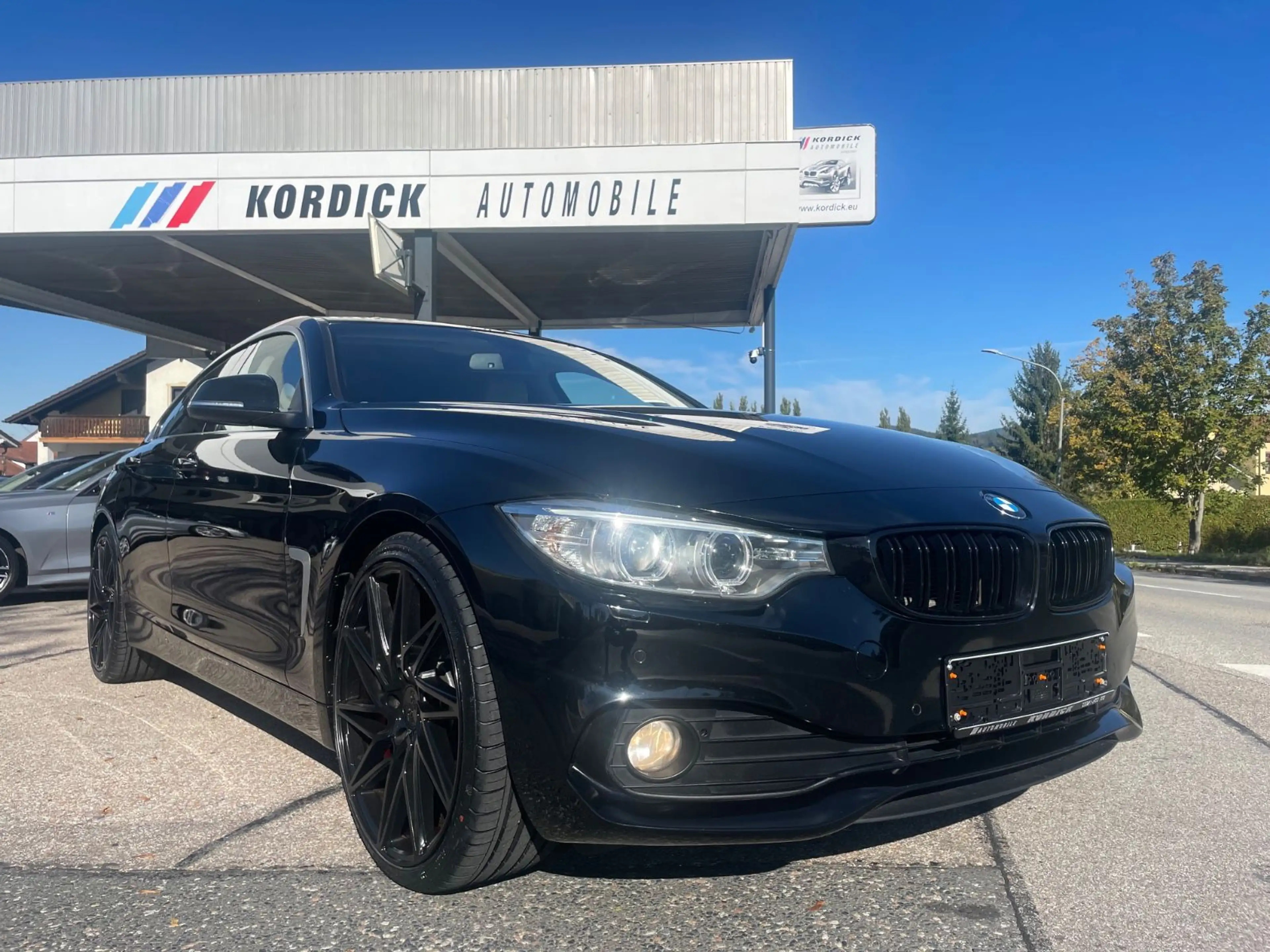 BMW 420 420d GRAN COUPÉ F36/NAVI/XENON/20"/SPORTSITZ
