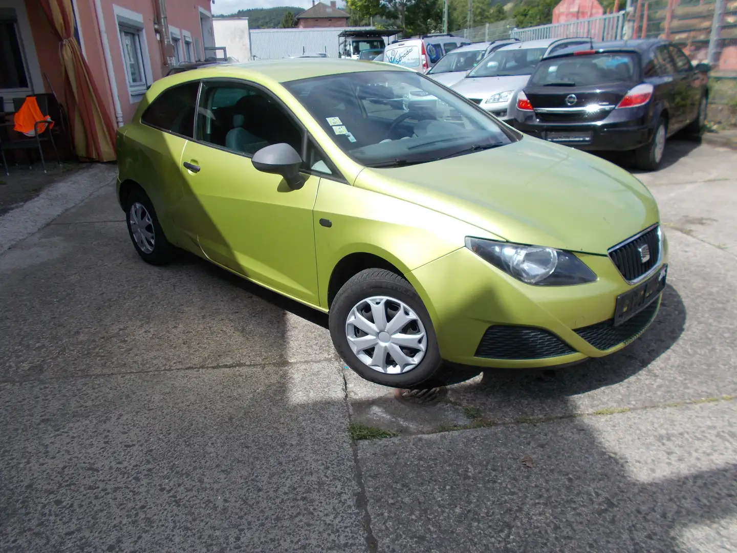 SEAT Ibiza SC 1.4 16V Color Edition, Motor Schaden,, Verde - 1