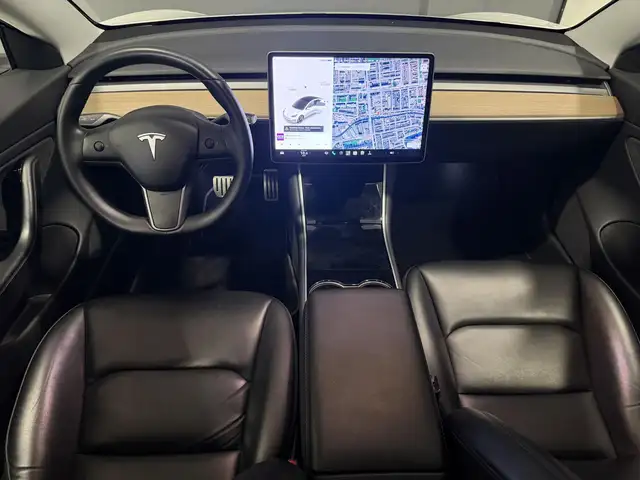 Tesla Model 3 view 18