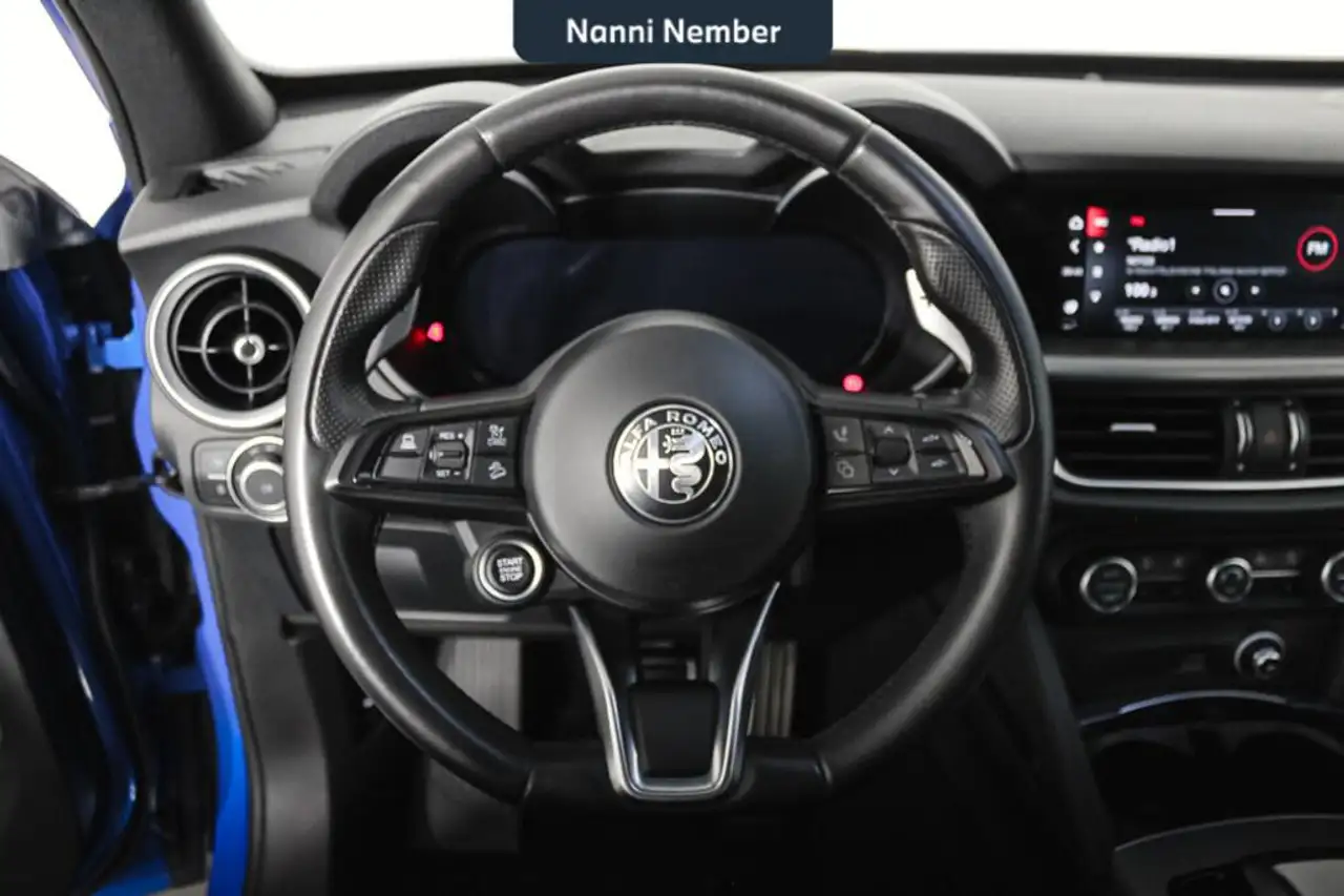 Alfa Romeo Stelvio 2024 — фото 10
