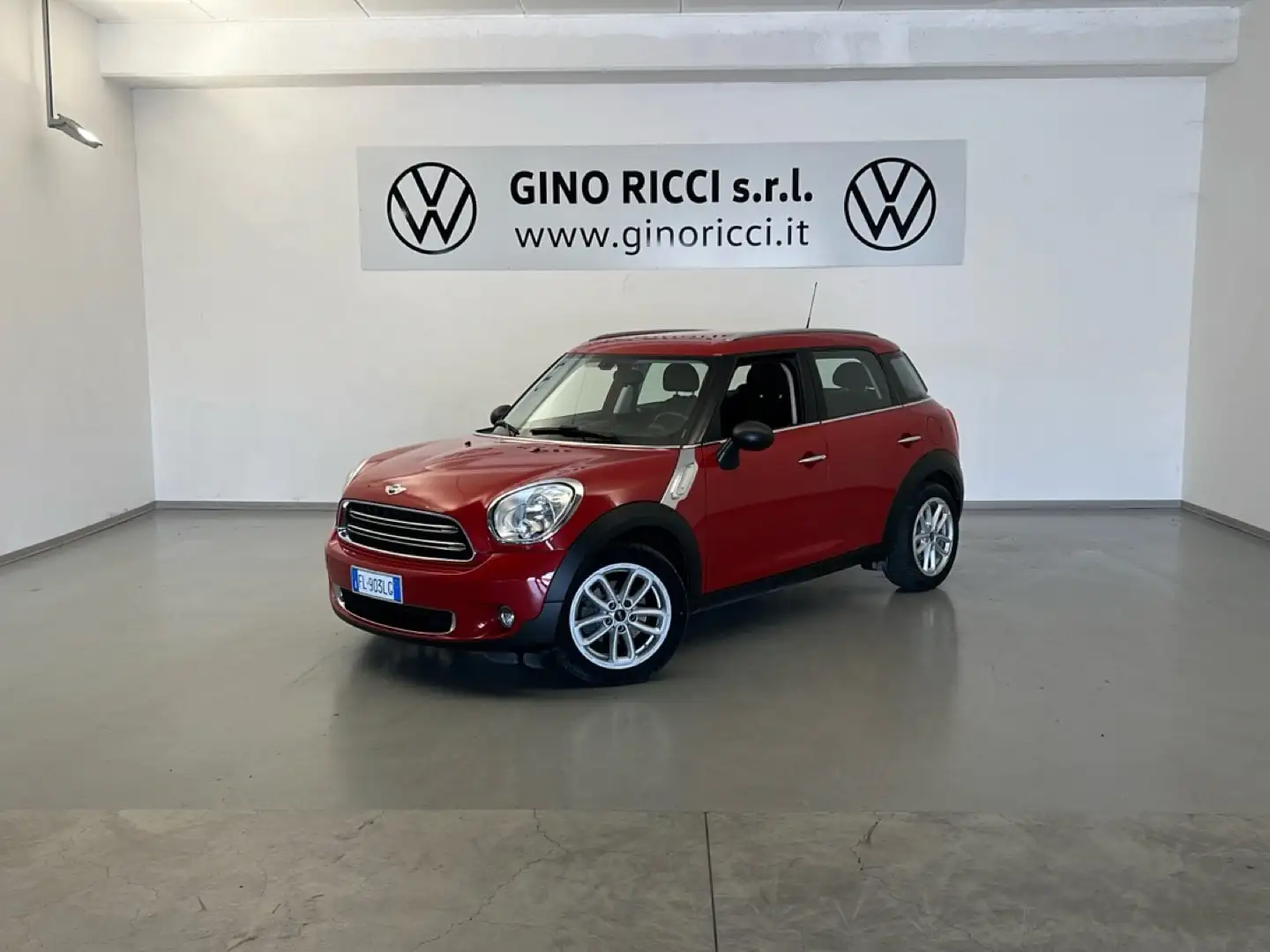 MINI One D Countryman One D Rojo - 1