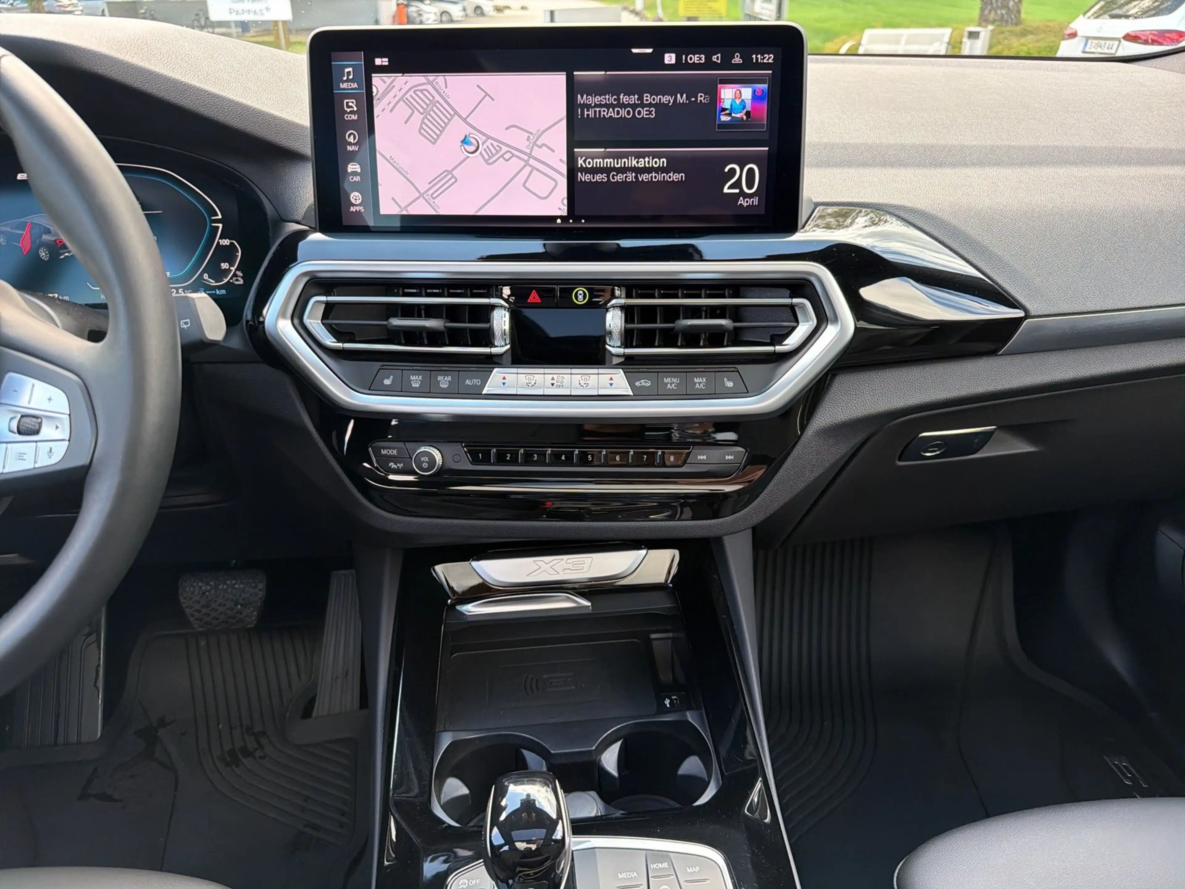 BMW X3 -Reihe Pano SHZ PTS Cam — photo 10