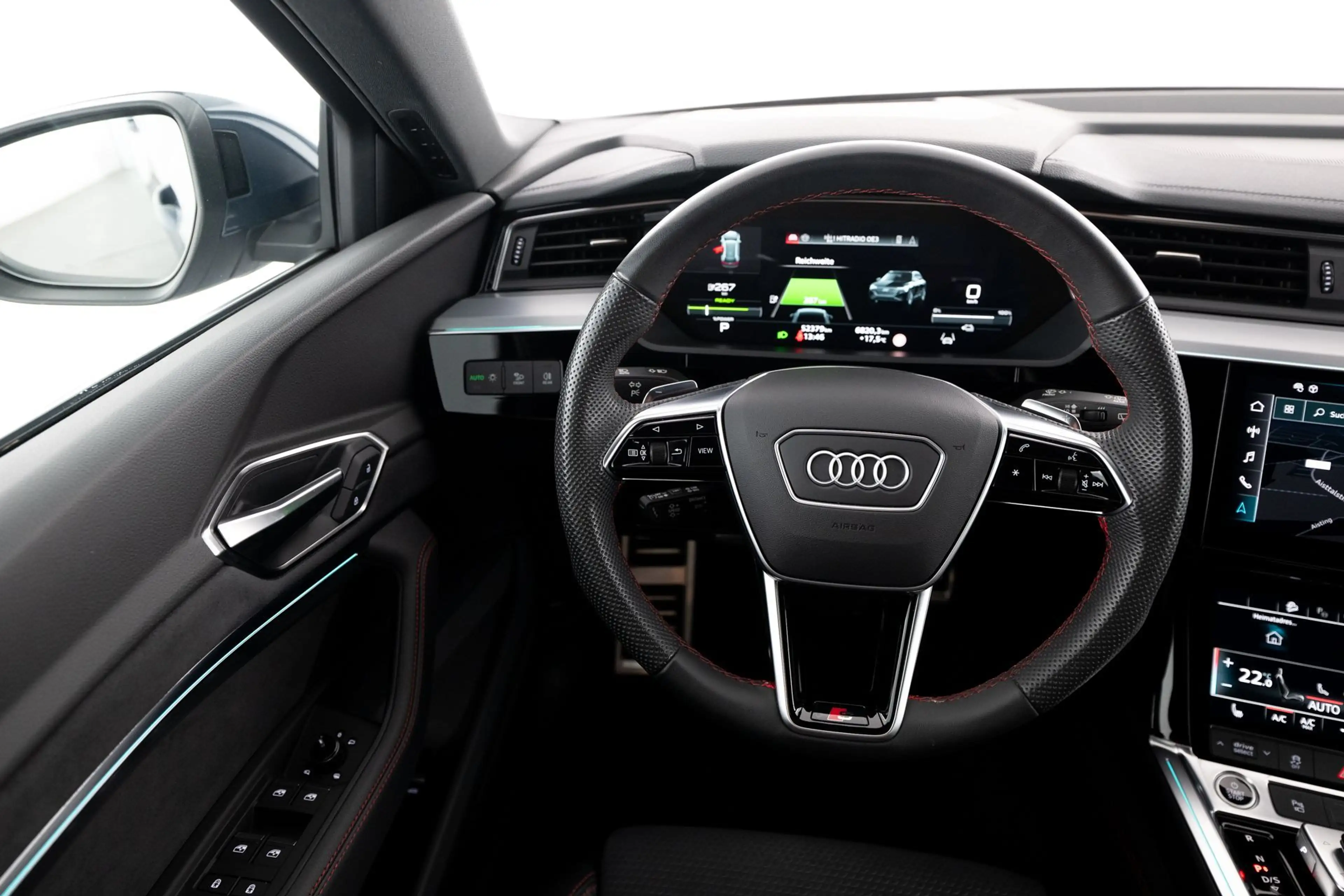 Audi Q8 e-tron 55 quattro 2xS-LINE HEAD-UP MATRIX AHK -53% — photo 8