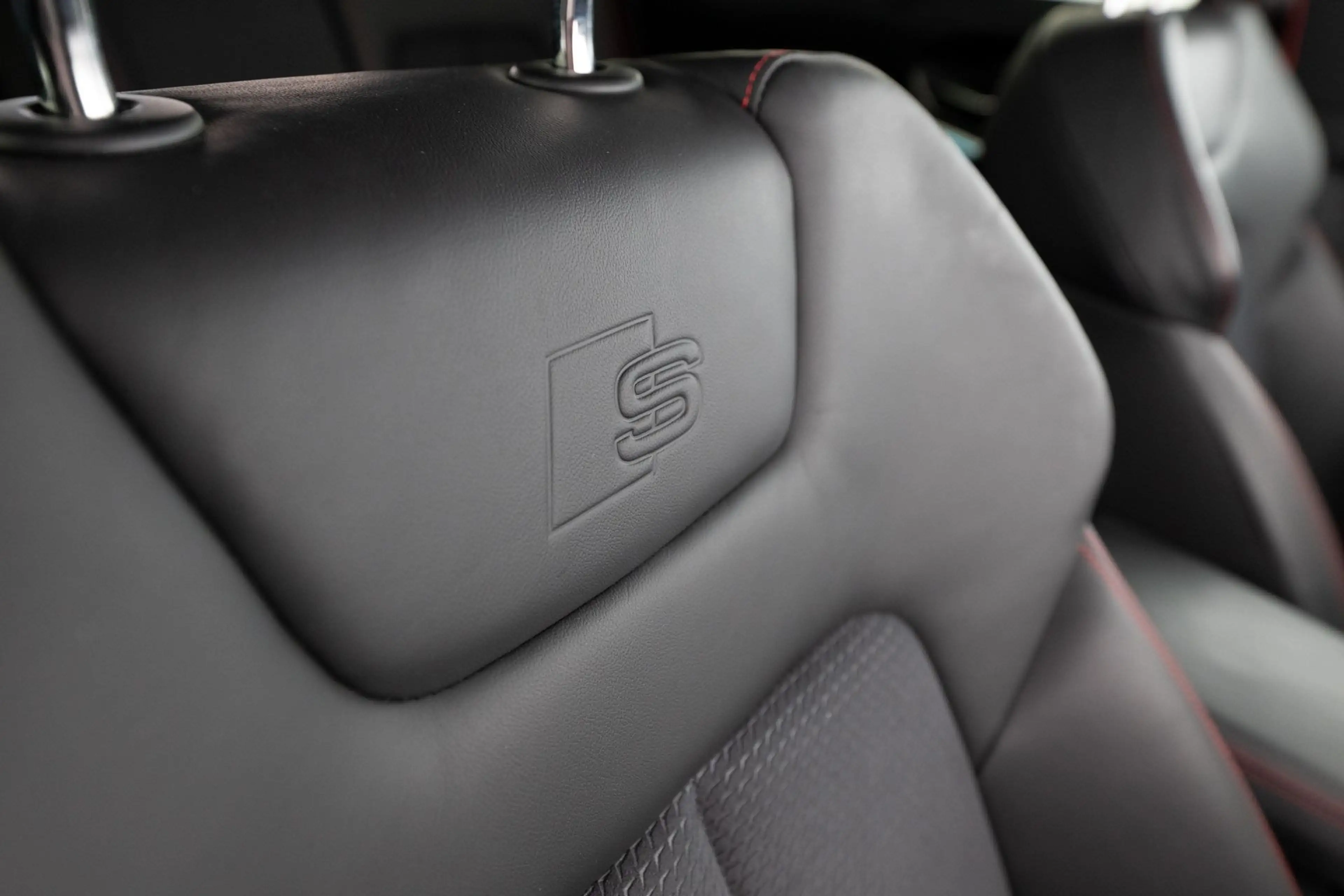 Audi Q8 e-tron 55 quattro 2xS-LINE HEAD-UP MATRIX AHK -53% — photo 15
