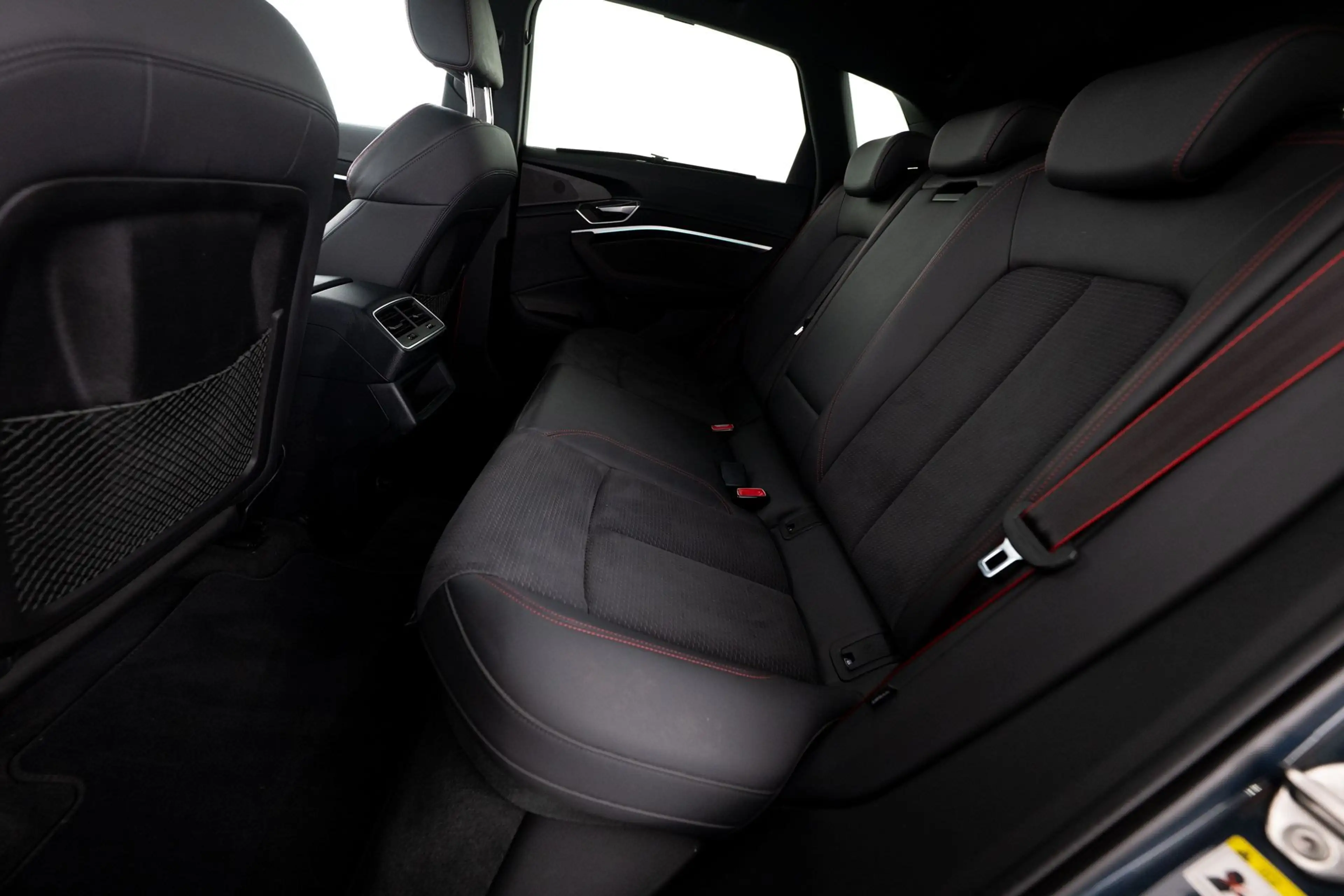Audi Q8 e-tron 55 quattro 2xS-LINE HEAD-UP MATRIX AHK -53% — photo 5