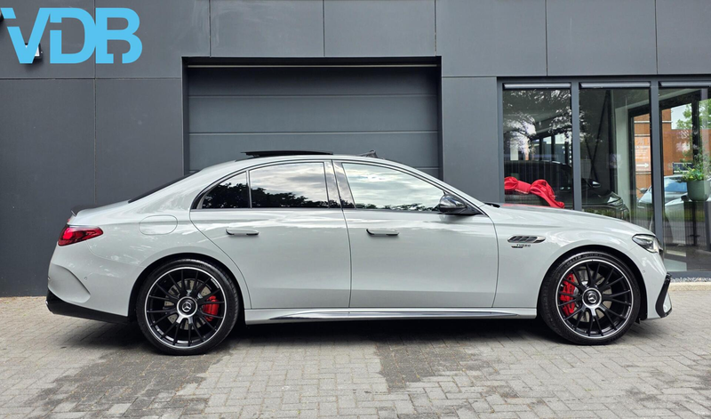Mercedes-Benz E 53 AMG 4MATIC+ ALPINGRAU PANO KUIP BTW VOL — photo 7